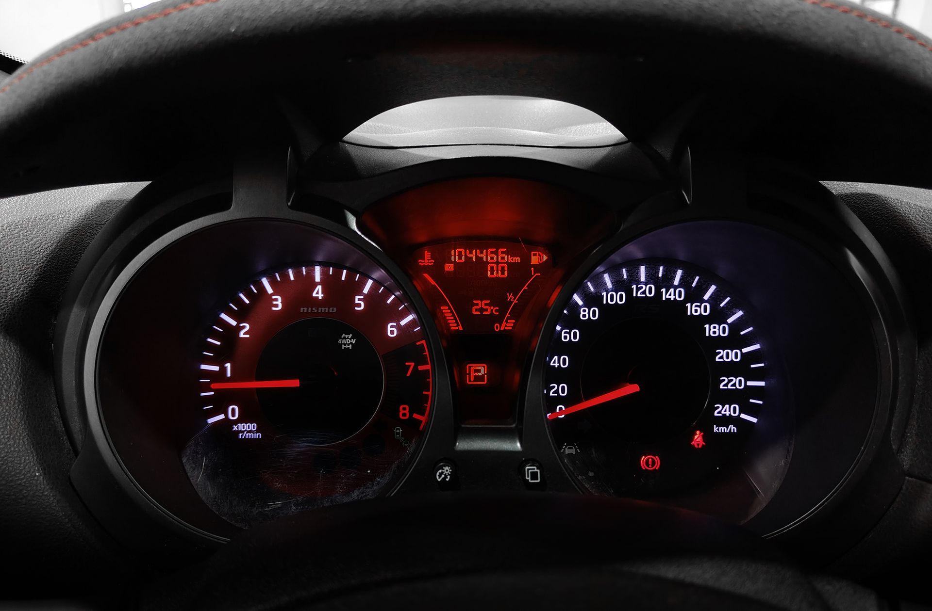 Nissan Juke 1.6 DIG-T Nismo RS 4x4 XTronic - foto 26