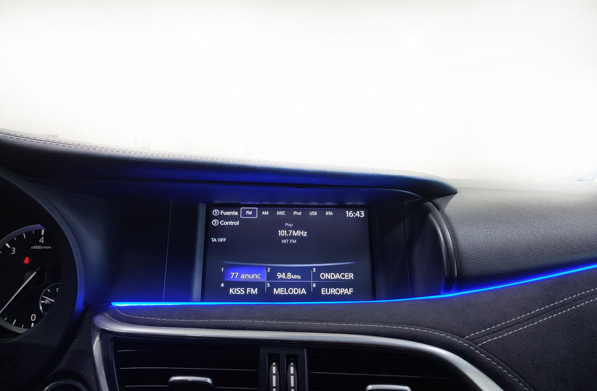 Infiniti Q30 1.5D Sport - foto 36