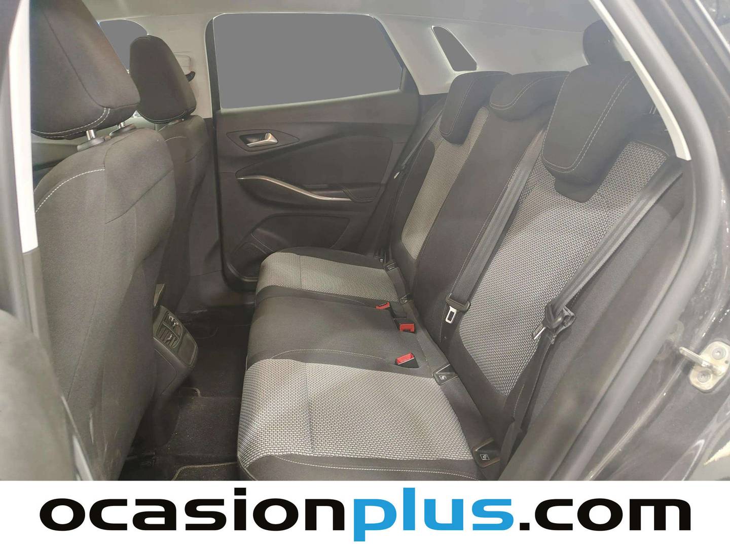 Foto asientos traseros Opel Grandland X Opel Grandland X 1.5 CDTi S&S Selective (130 CV)