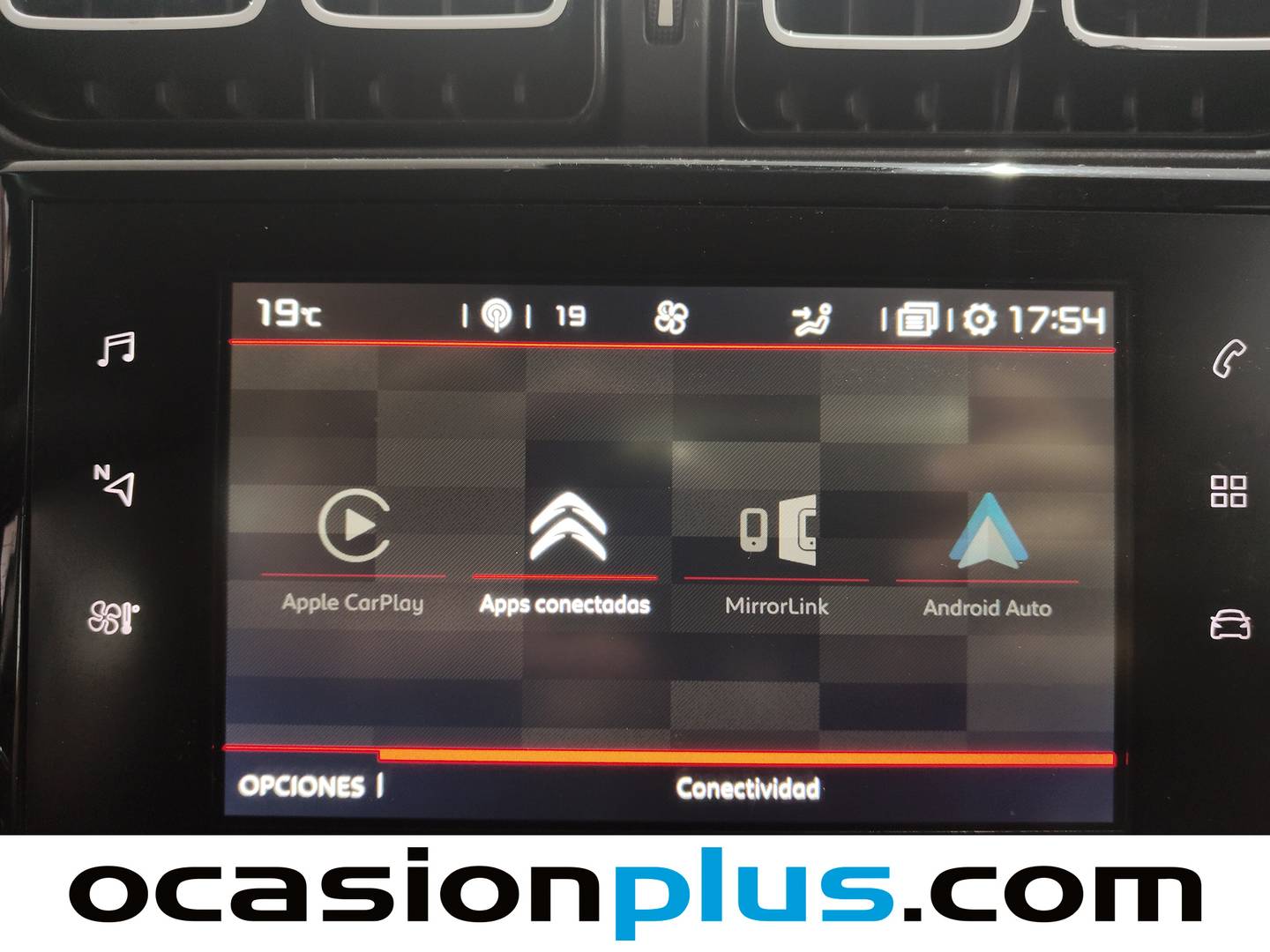 Equipamiento del Citroën C3 Aircross Citroën C3 Aircross BlueHDi 100 Feel (99 CV)