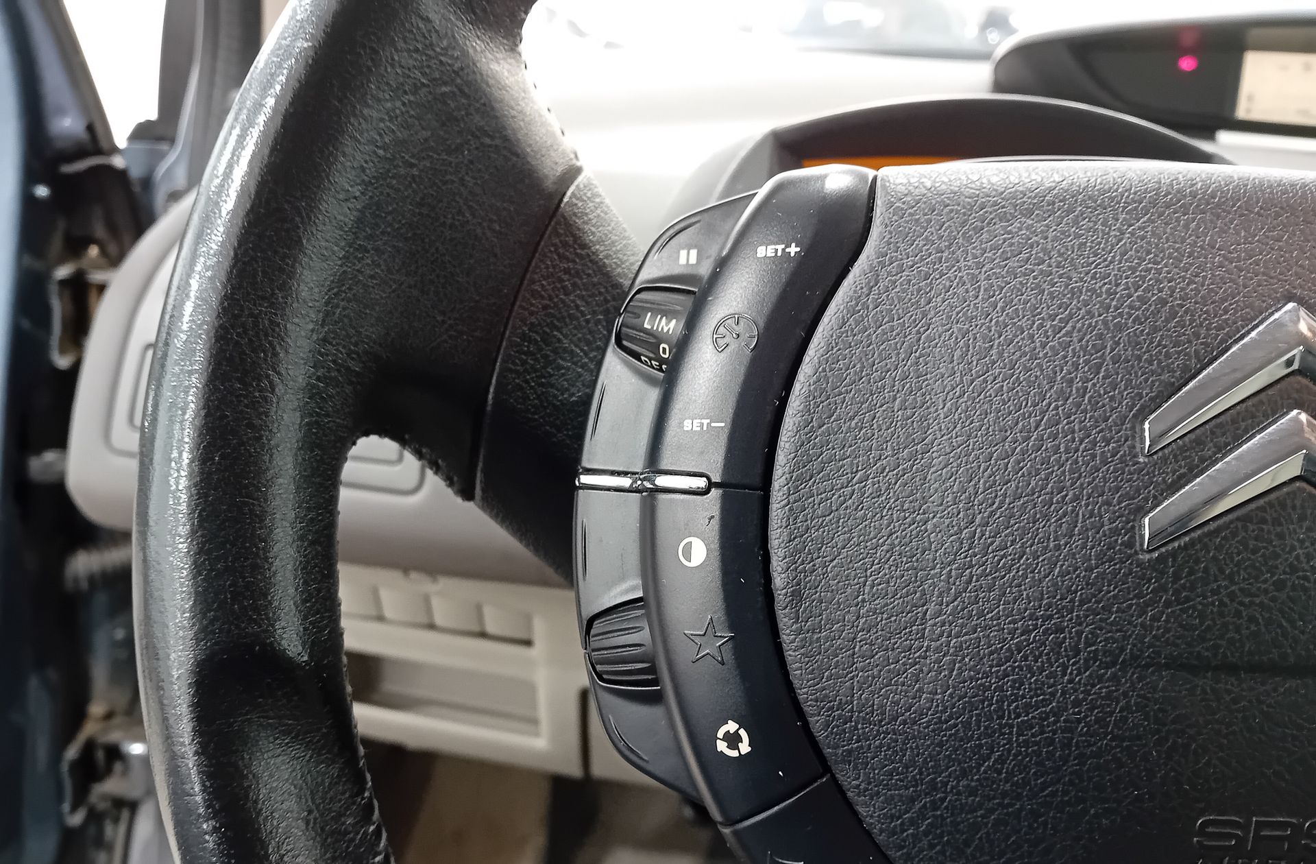 Citroën C4 1.6 16v Premier - foto 21