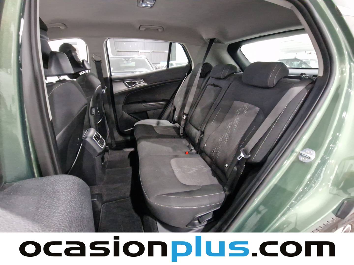 Foto asientos traseros KIA Sportage KIA Sportage 1.6 T-GDi MHEV Drive 4x2 (150 CV)