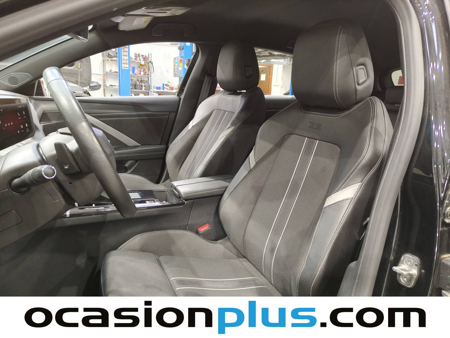 Foto asientos delanteros Opel Astra Opel Astra 1.5D DTH GS Auto (130 CV)