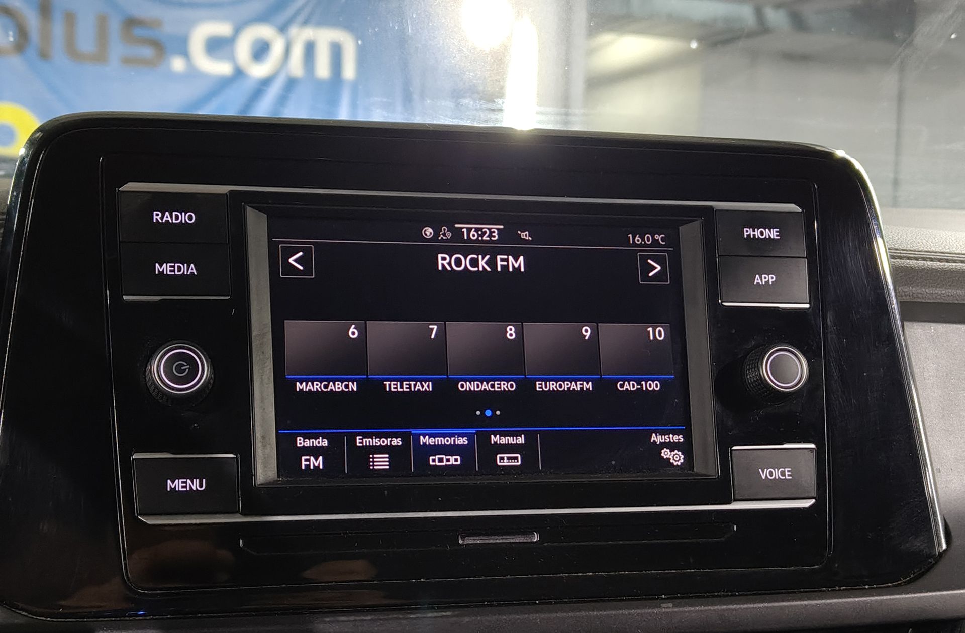 Volkswagen T-Roc 1.0 TSI T-Roc - foto 31