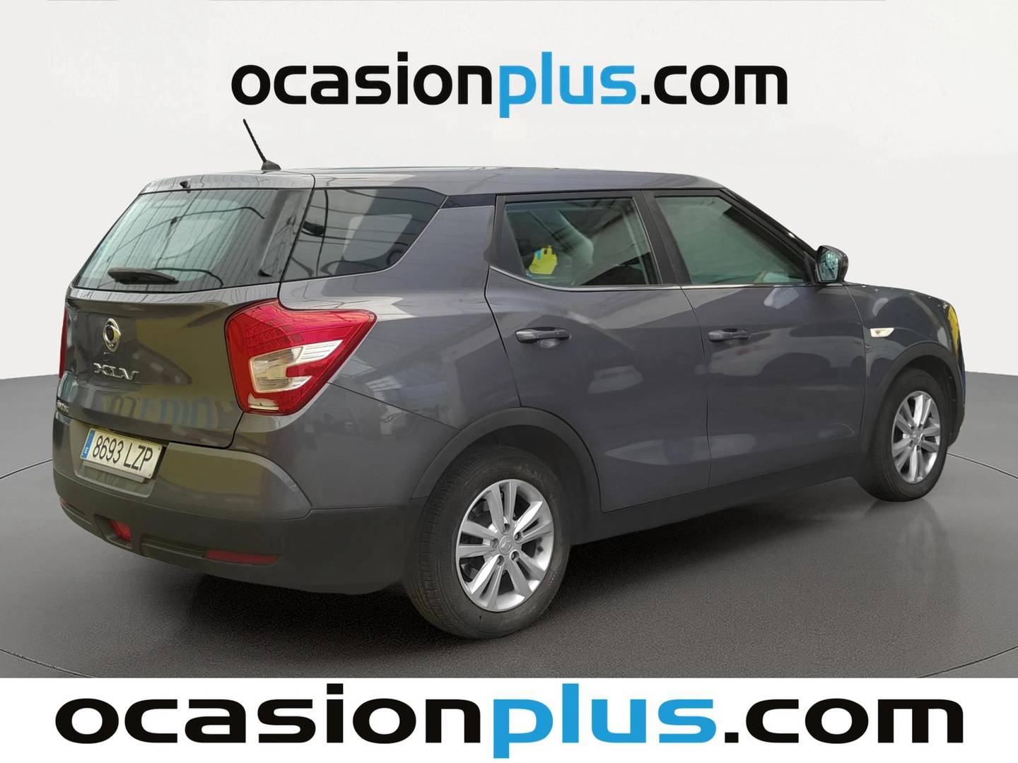 Foto trasera SsangYong XLV SsangYong XLV D16T Limited (115 CV) derecha