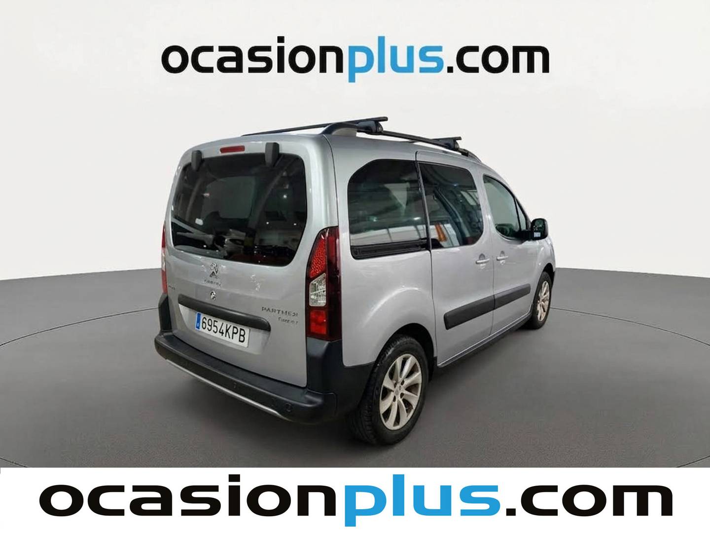 Foto trasera Peugeot Partner Peugeot Partner Tepee Combi 1.2 PureTech Adventure Edition (110 CV) derecha