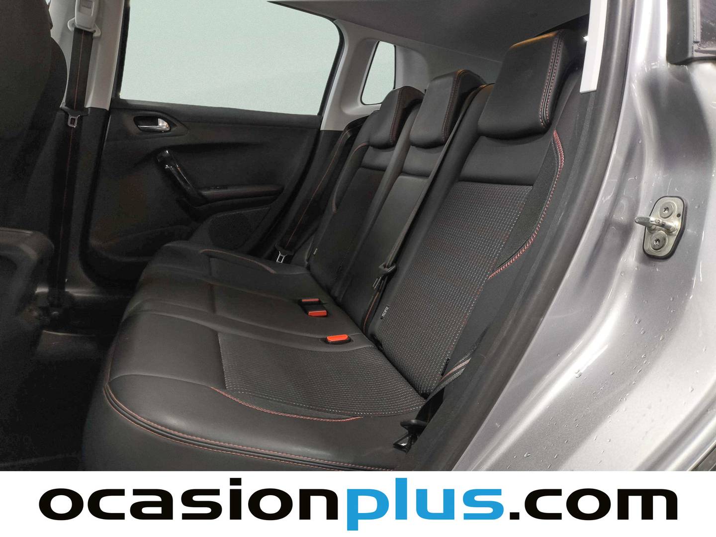 Foto asientos traseros Peugeot 2008 Peugeot 2008 PureTech 110 S&S GT Line (110 CV)