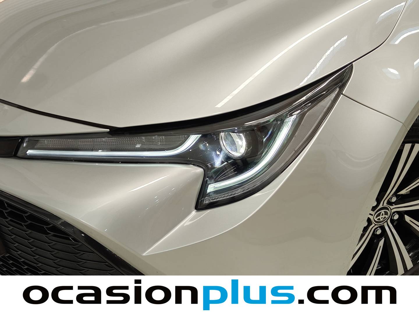 Foto Toyota Corolla Toyota Corolla Touring Sports 180H Style E-CVT (180 CV)