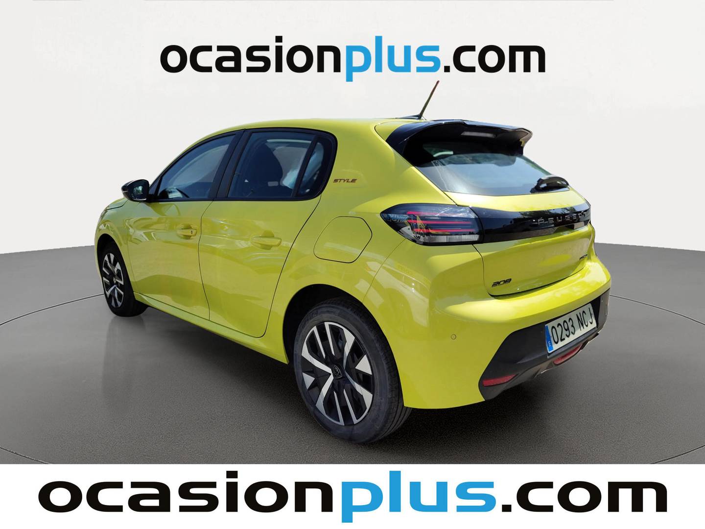 Foto trasera Peugeot 208 Peugeot 208 Style Hybrid 110 eDCS6 (110 CV) izquierda