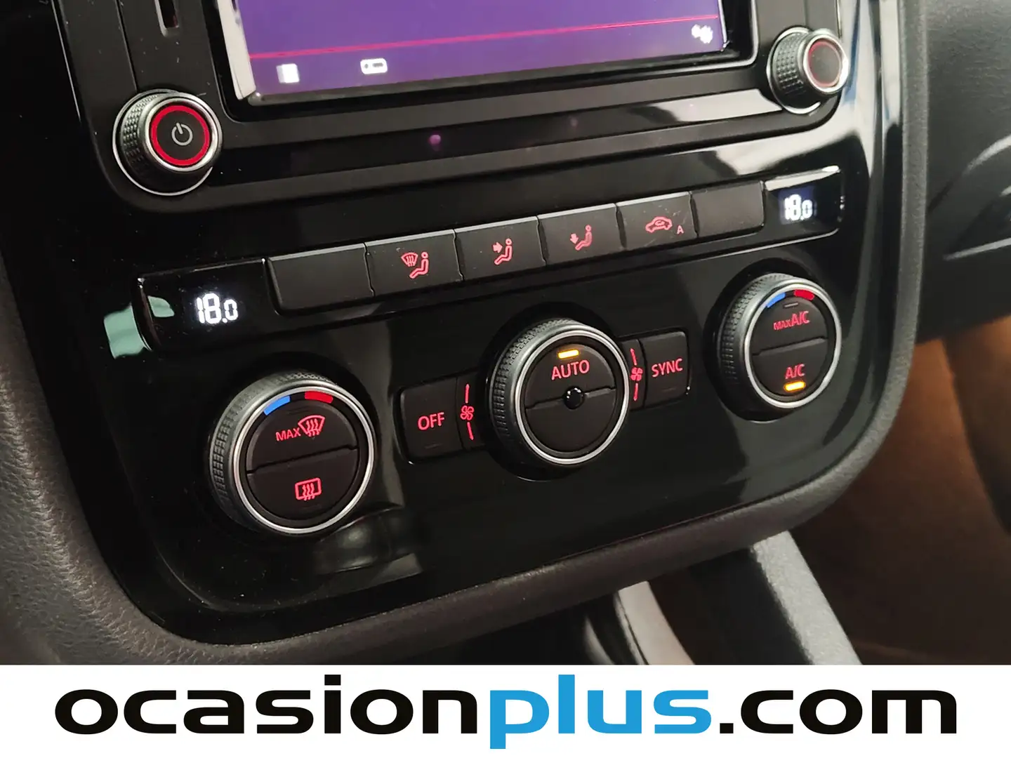 Foto Volkswagen Scirocco Volkswagen Scirocco Typhoon by R-Line 2.0 TSI BMT (180 CV)