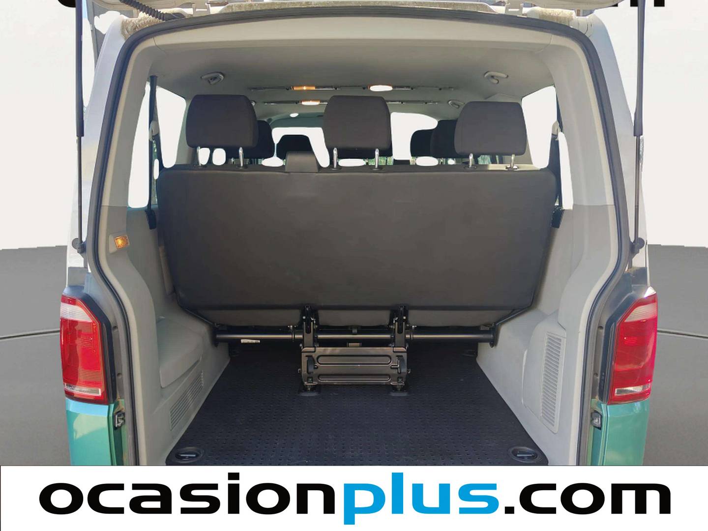 Fotos maletero Volkswagen Caravelle Volkswagen Caravelle Batalla Corta 2.0 TDI BMT  (150 CV) DSG 9 Plazas