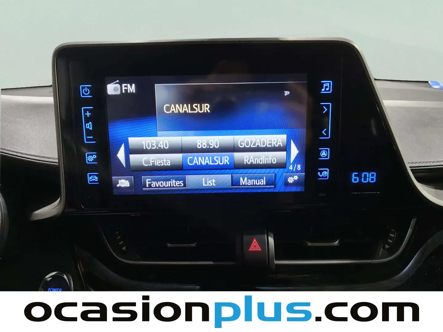 Foto Toyota C-HR Toyota C-HR 1.8 125H Advance (122 CV)