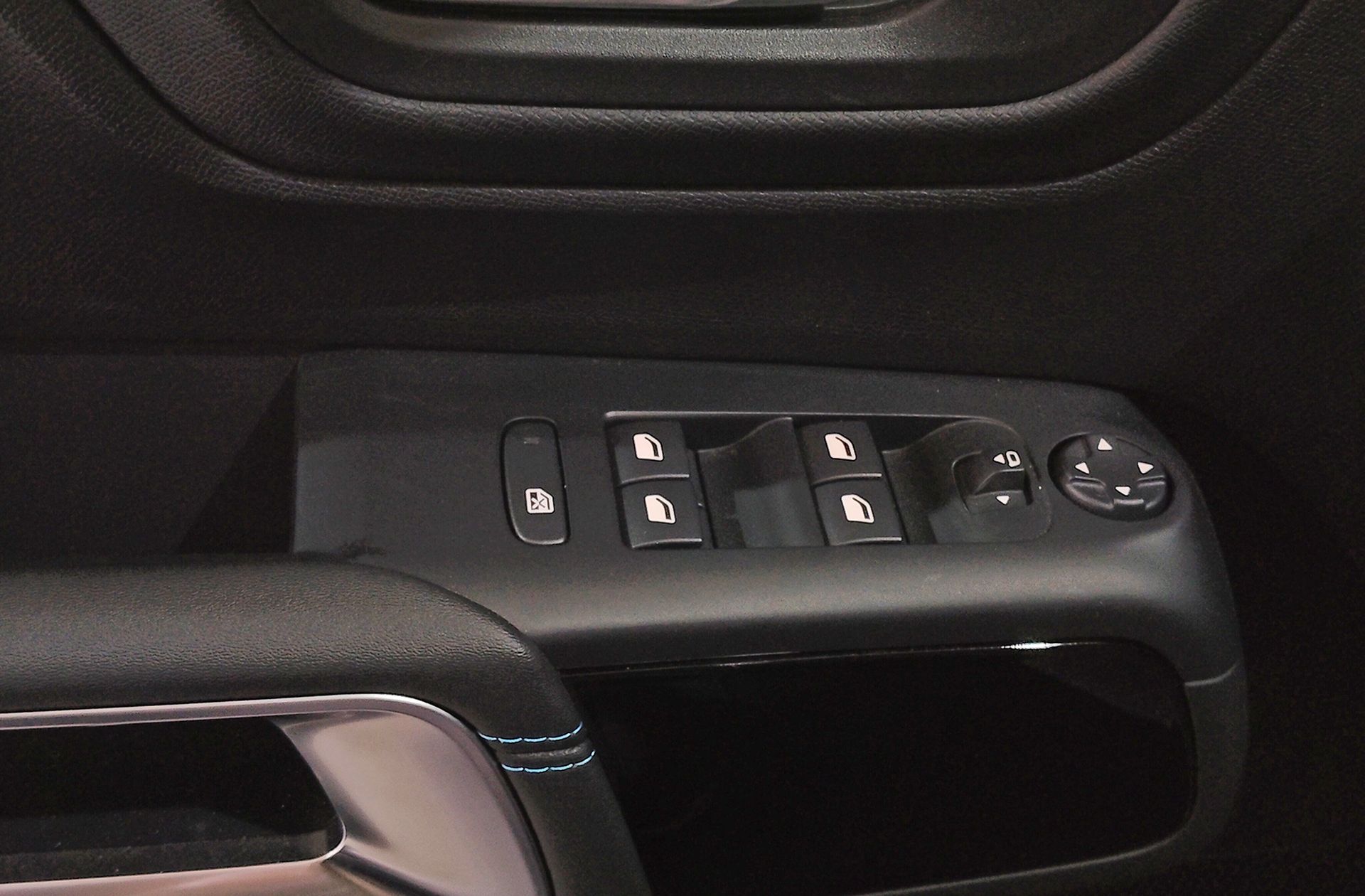 Citroën C5 Aircross Plug-in Hybrid Max e-EAT8 - foto 42