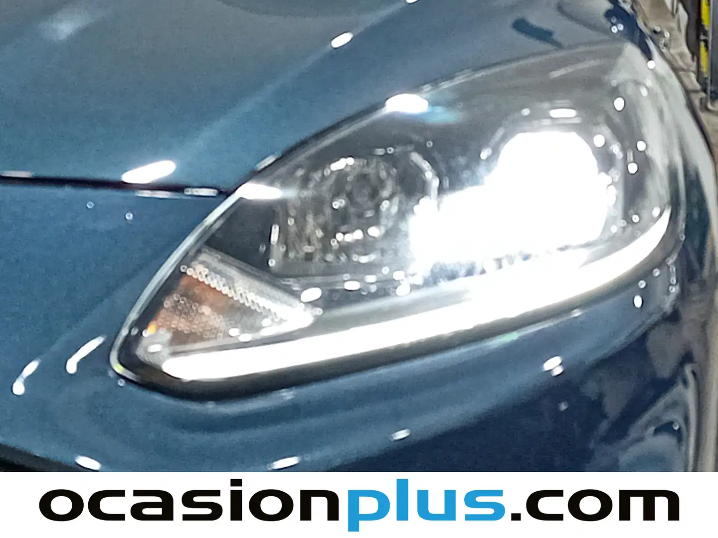 Foto Ford Kuga Ford Kuga 2.0 EcoBlue ST-Line 4x4 Auto (190 CV)