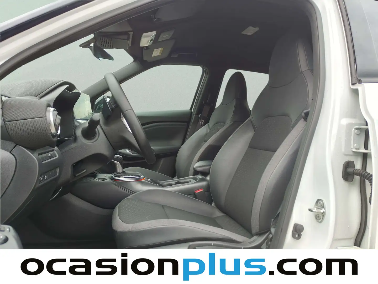 Foto Nissan JUKE Nissan Juke DIG-T N-Connecta 4x2 DCT (114 CV)