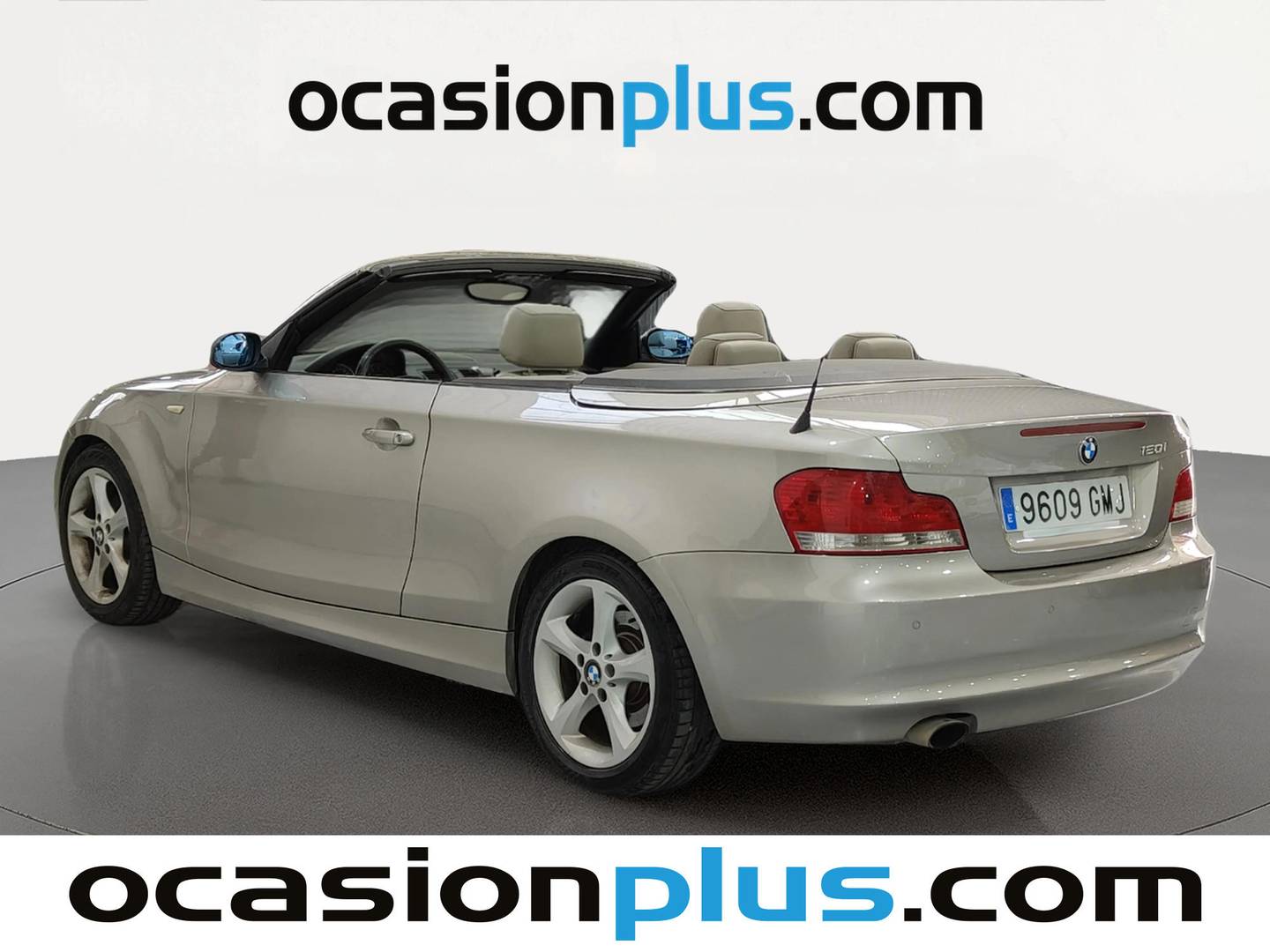Foto trasera BMW Serie 1 BMW Serie 1 120i Cabrio (170 CV) derecha