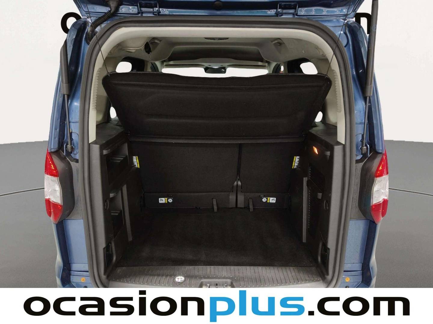 Fotos maletero Ford Tourneo Courier Ford Tourneo Courier 1.5 TDCi Titanium (100 CV)