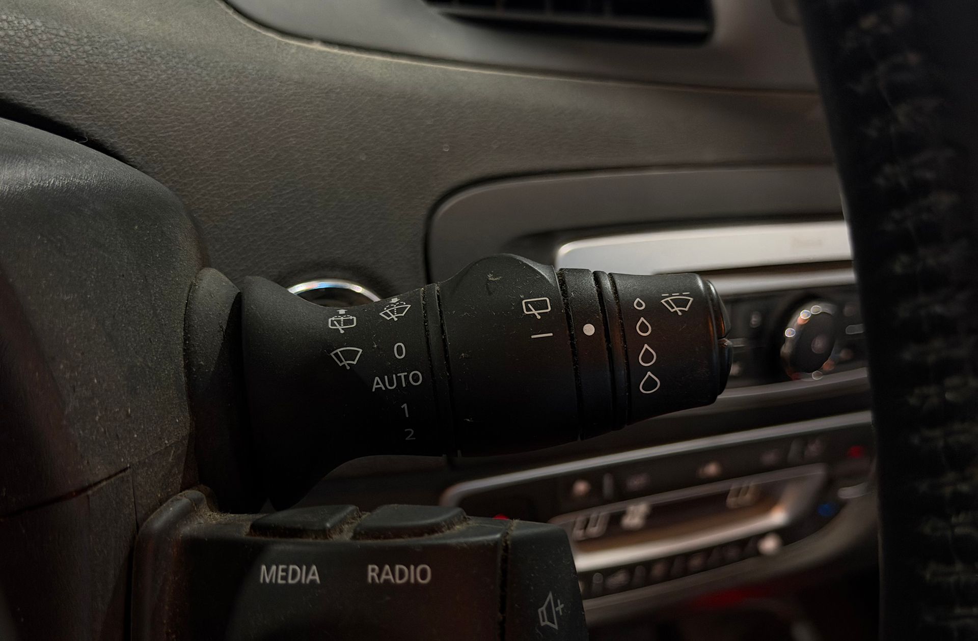 Renault Grand Scénic Limited Energy dCi 7 plazas - foto 26