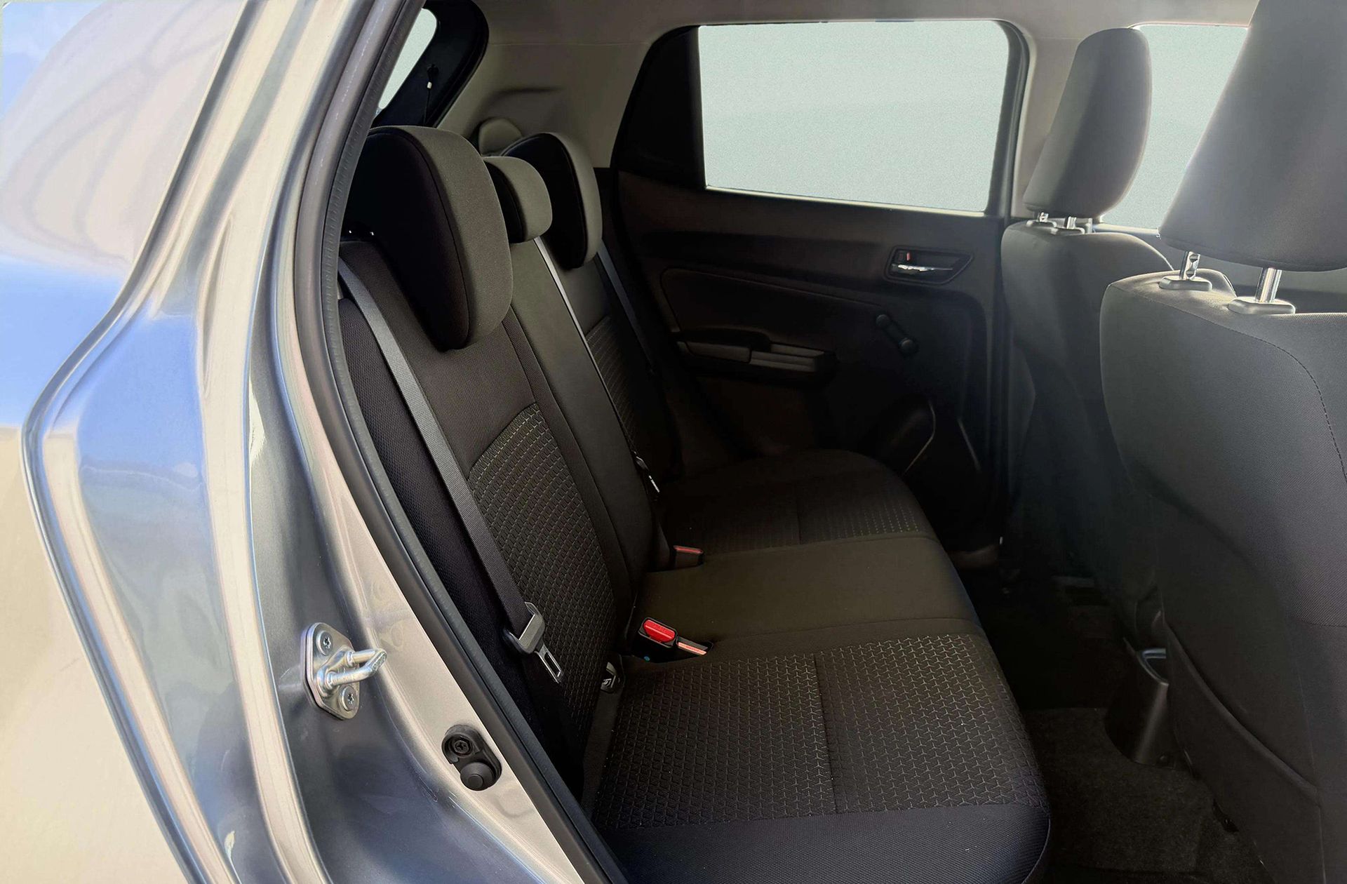 Suzuki Swift 1.2 GLE Mild Hybrid - foto 16