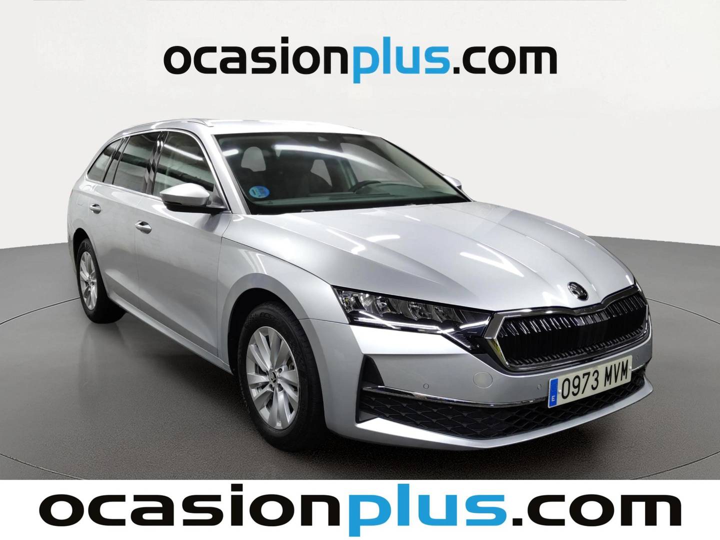Foto delantera Skoda Octavia Skoda Octavia Combi 1.5 TSI m-HEV Selection DSG (150 CV) derecha