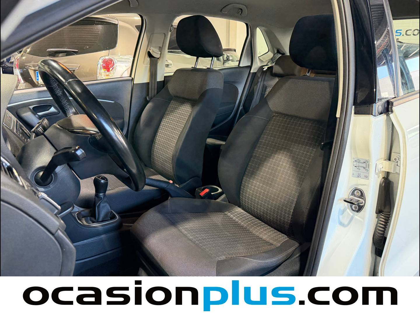 Foto asientos delanteros Volkswagen Polo Volkswagen Polo Advance 1.2 TSI BMT (90 CV)