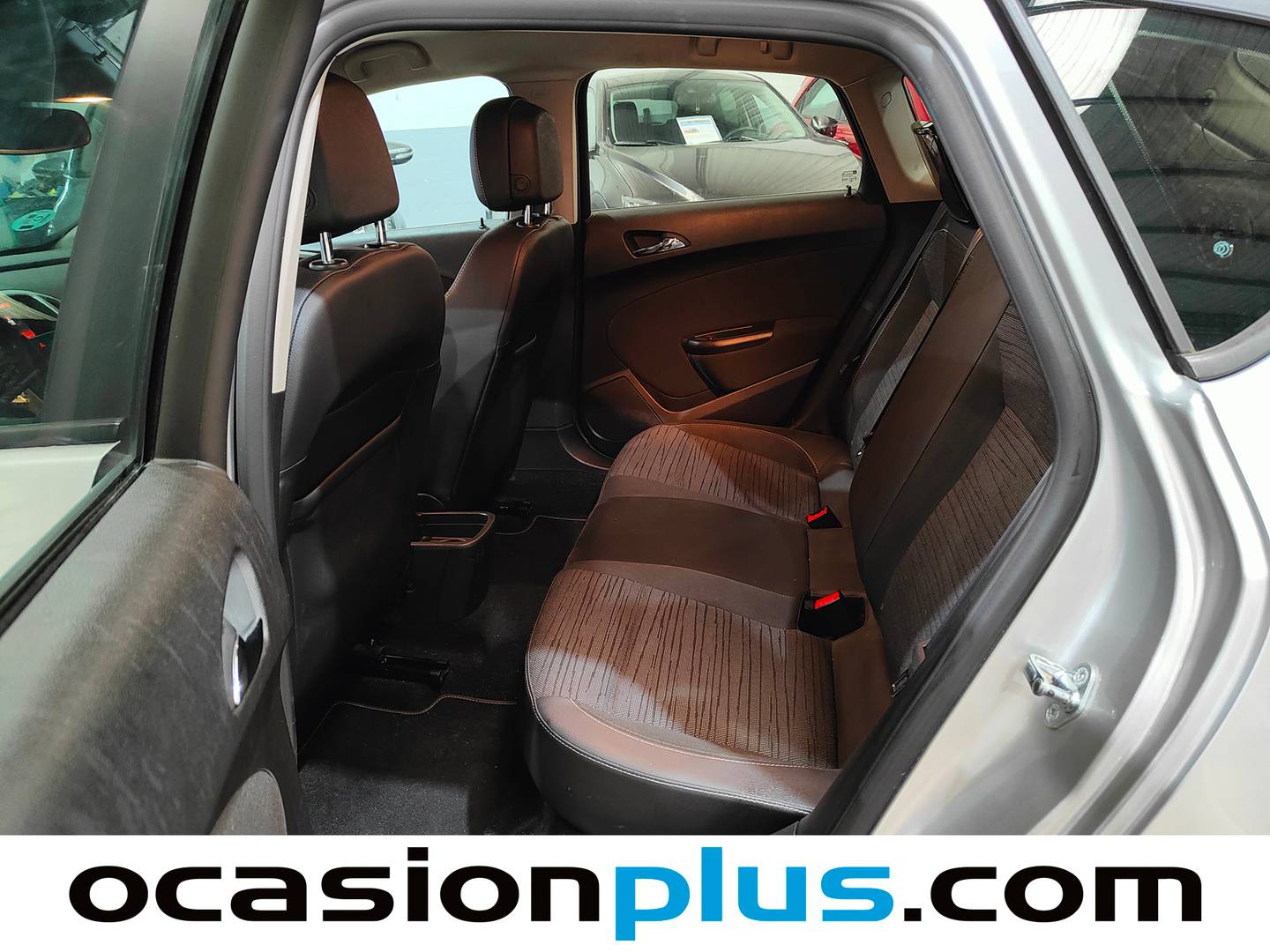 Foto asientos traseros Opel Astra Opel Astra 1.6 CDTi S&S Selective (110 CV)