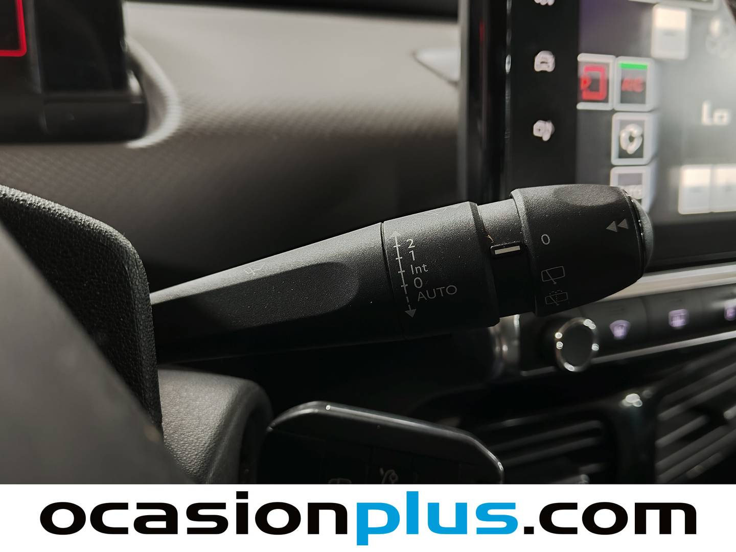 Equipamiento del Citroën C4 Cactus Citroën C4 Cactus PureTech 110 S&S Feel (110 CV)