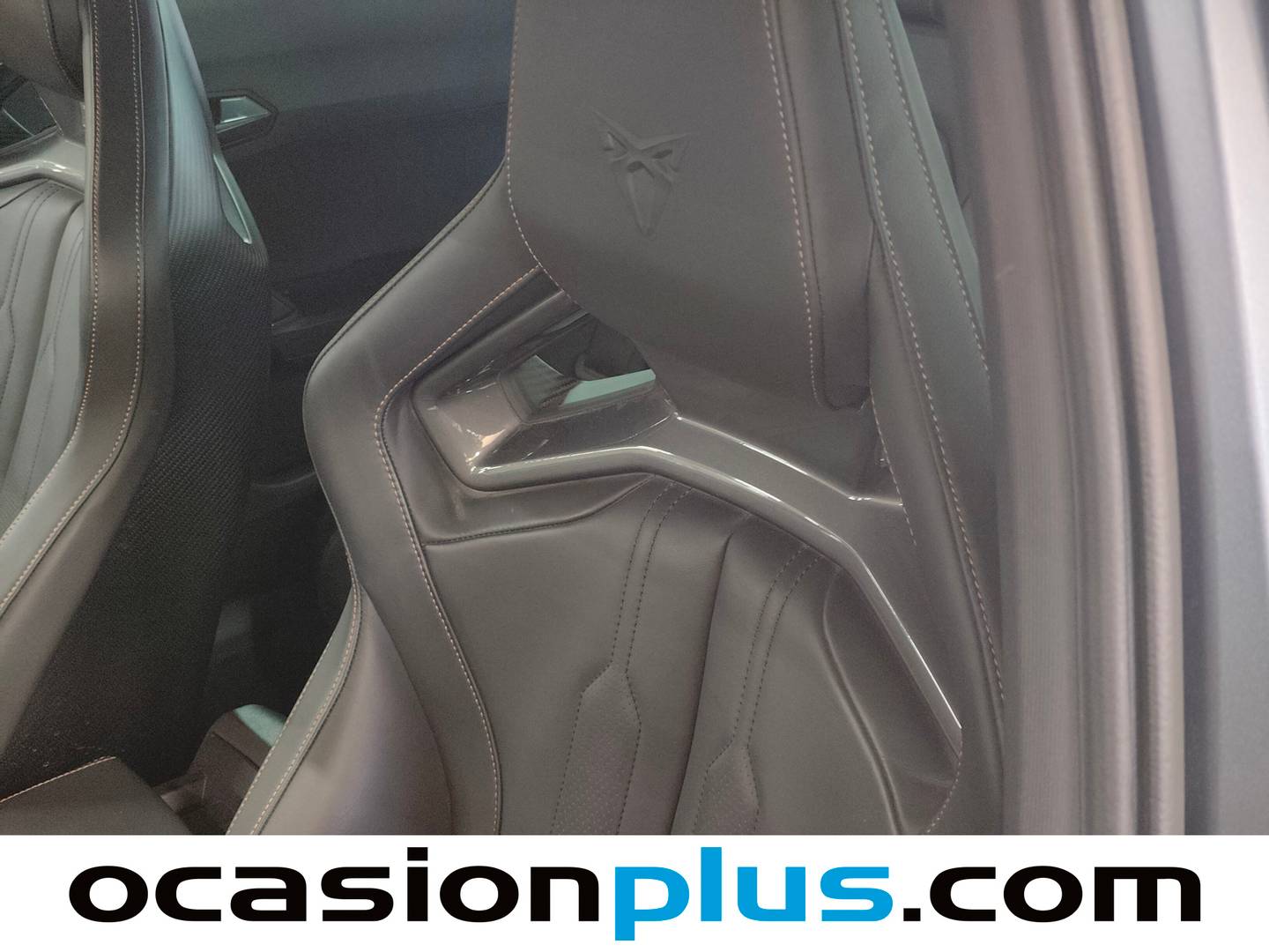 Extras y acabados del Cupra Formentor Cupra Formentor 2.5 TSI VZ5 4Drive DSG (390 CV)