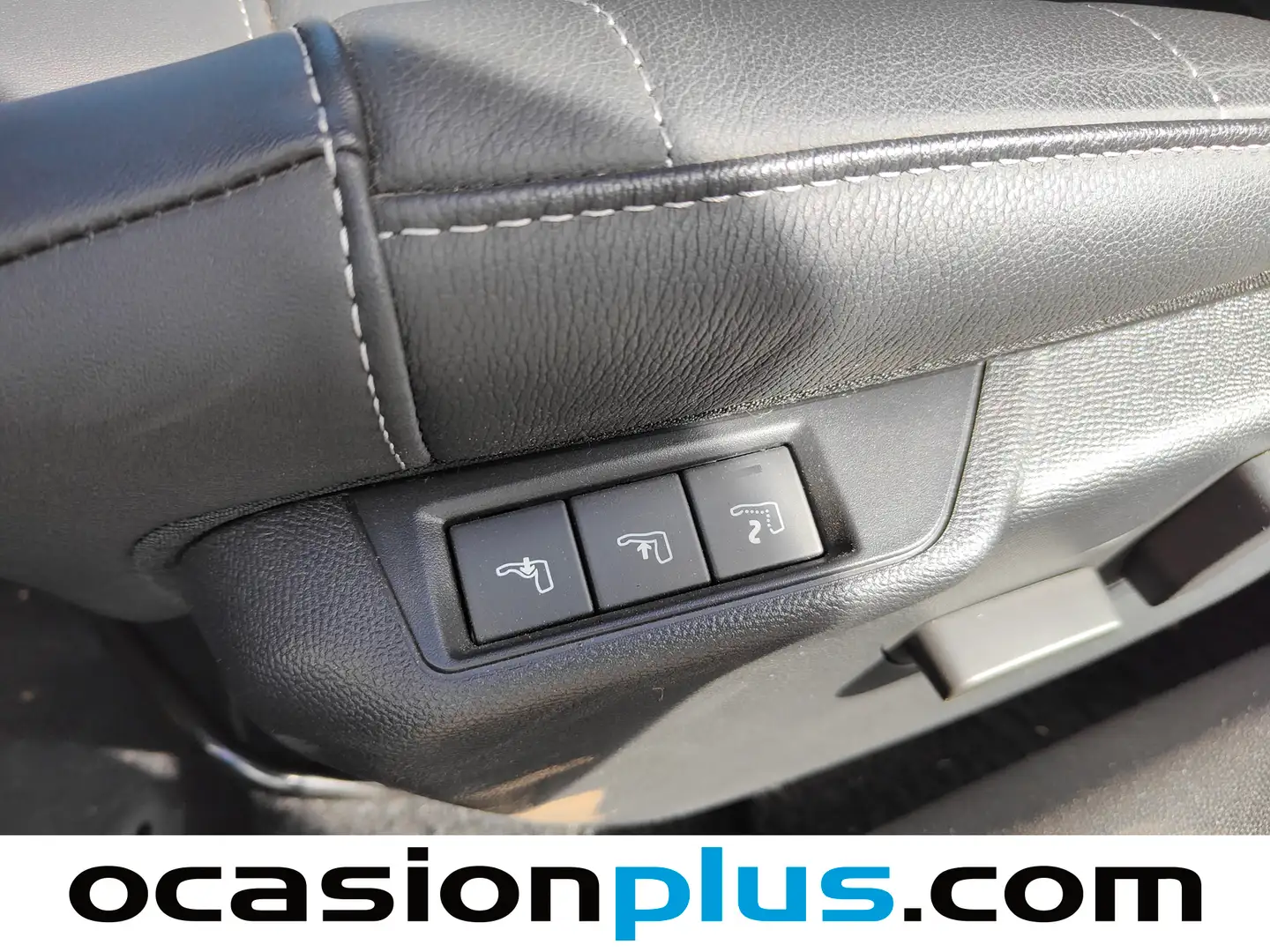 Foto Citroën ë-C4 Citroen ë-C4 eléctrico Shine (136 CV)