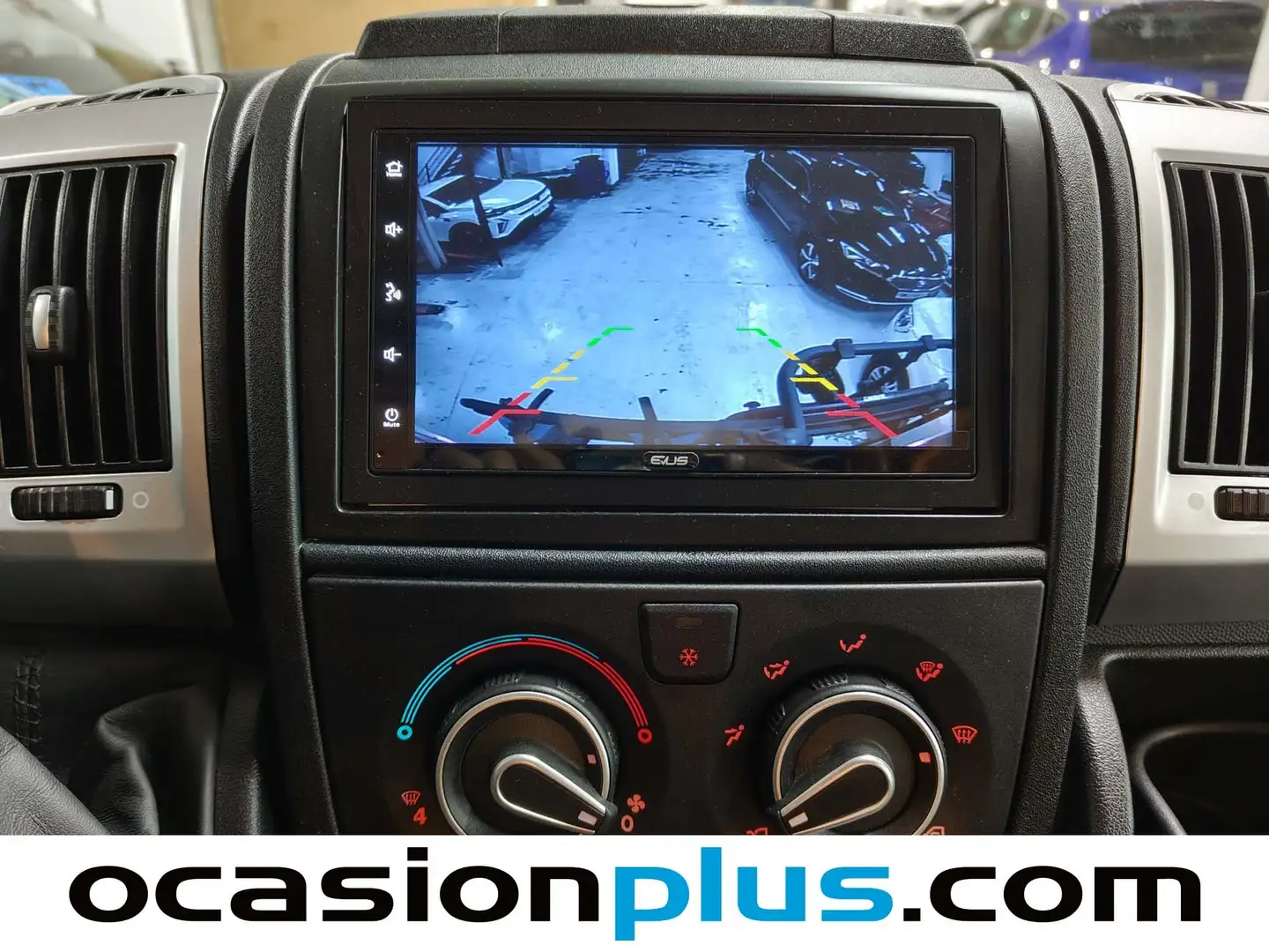 Foto Citroën Dethleffs Globetrail 640 DB 103KW (140 CV) Citroën Dethleffs Globetrail 640 DB 103KW (140 CV) 640 DB  Edition 90  (140 CV) ( 4 Plazas )