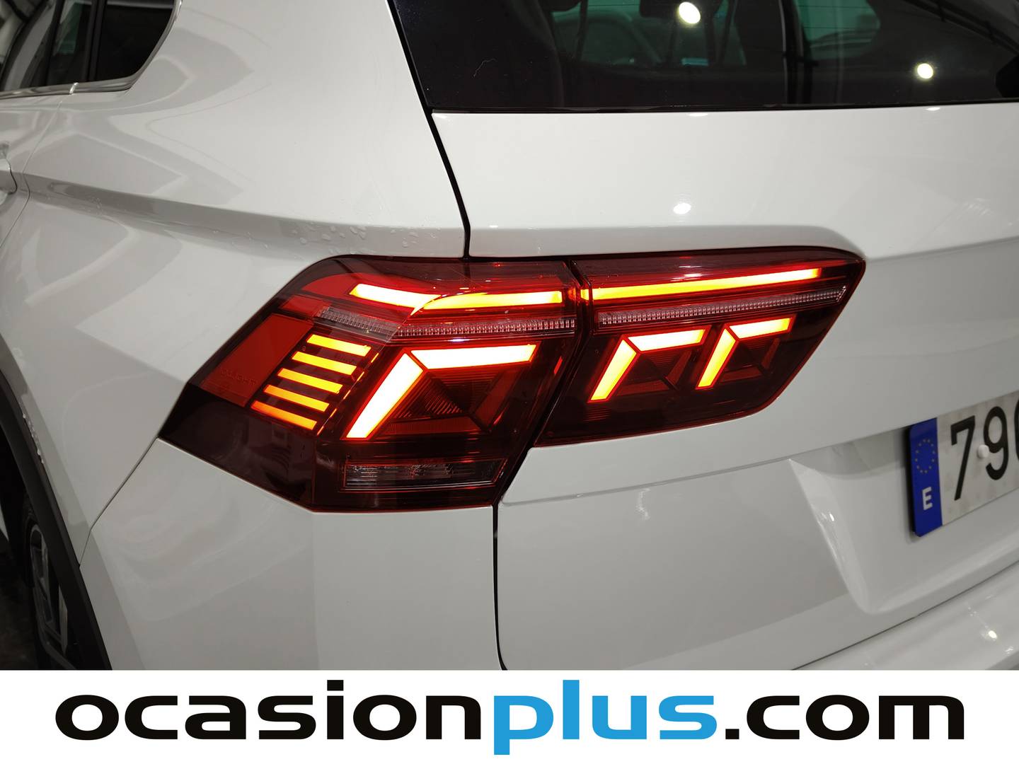 Foto Volkswagen Tiguan Volkswagen Tiguan R-Line 2.0 TDI  (150 CV) DSG