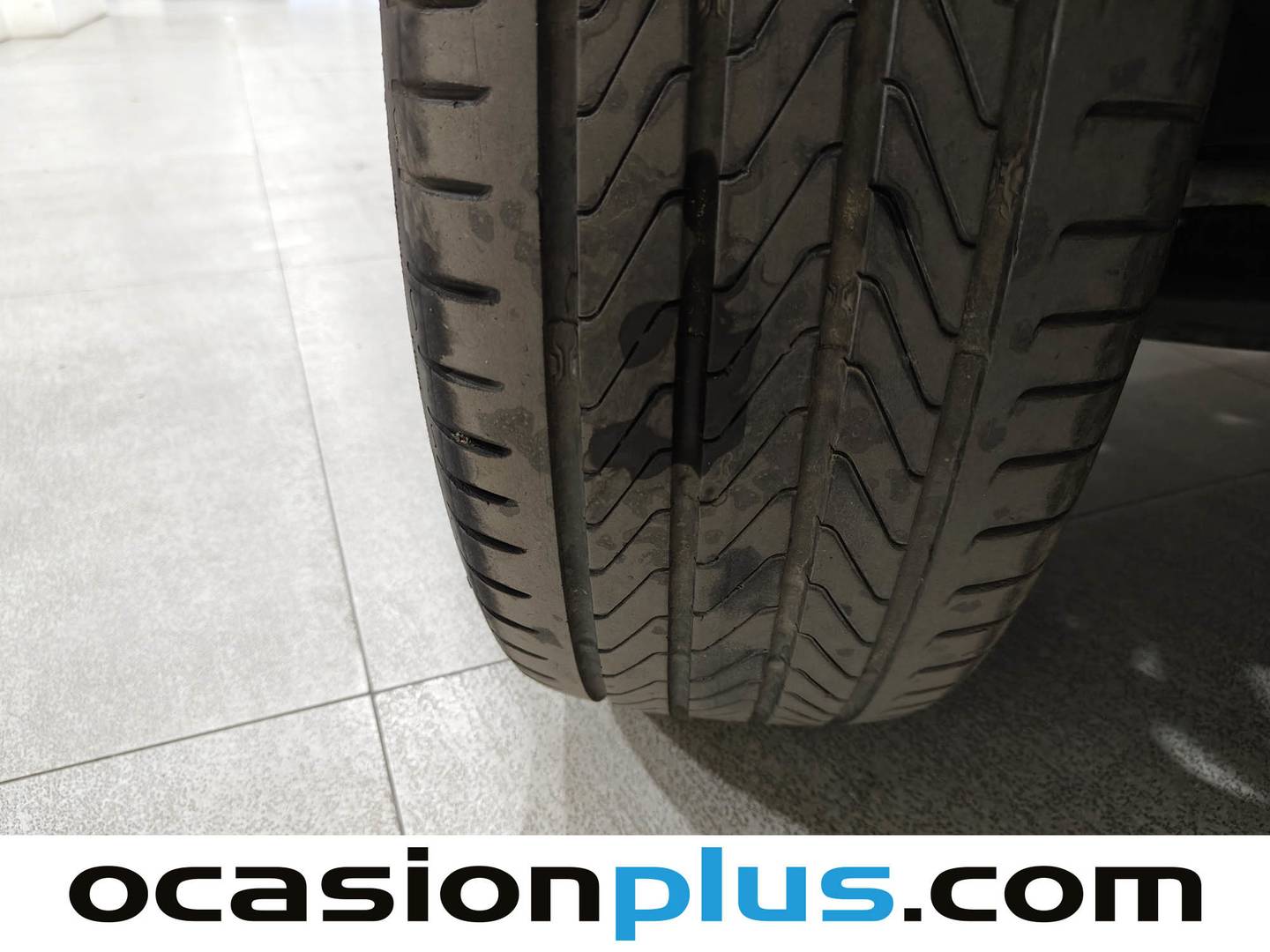 EBRO S800 EBRO S800 1.6 TGDI Premium DCT (147 CV) 7 Plazas 147cv
