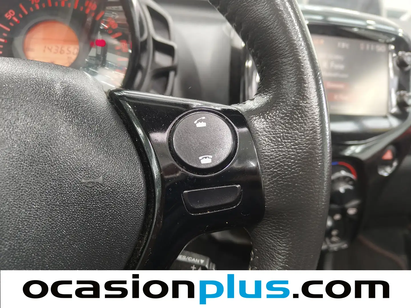 Foto Peugeot 108 Peugeot 108 1.2 PureTech Top! Allure (82 CV)