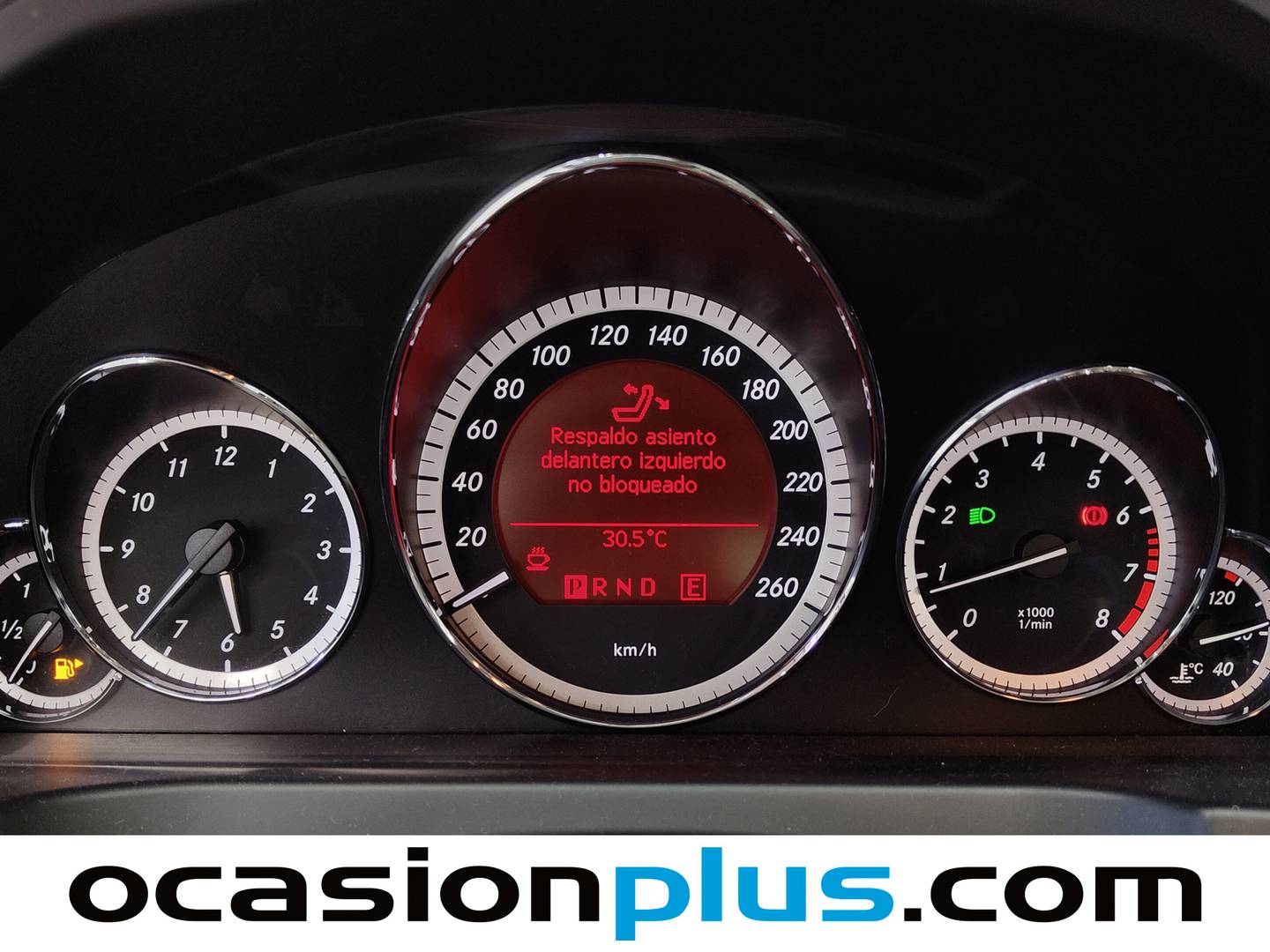 Foto Mercedes Clase E Mercedes-Benz Clase E E 200 CGI Coupe Blue Efficiency Avantgarde (184 CV)