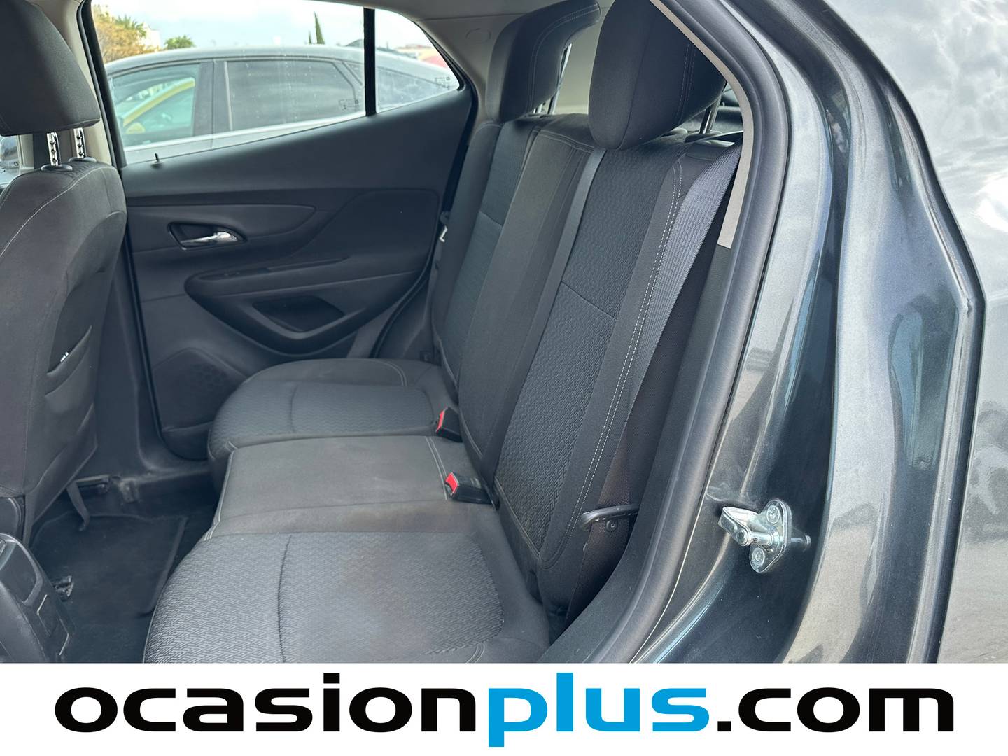 Foto asientos traseros Opel Mokka X Opel Mokka X 1.4 T S&S Selective 4x2 (140 CV)