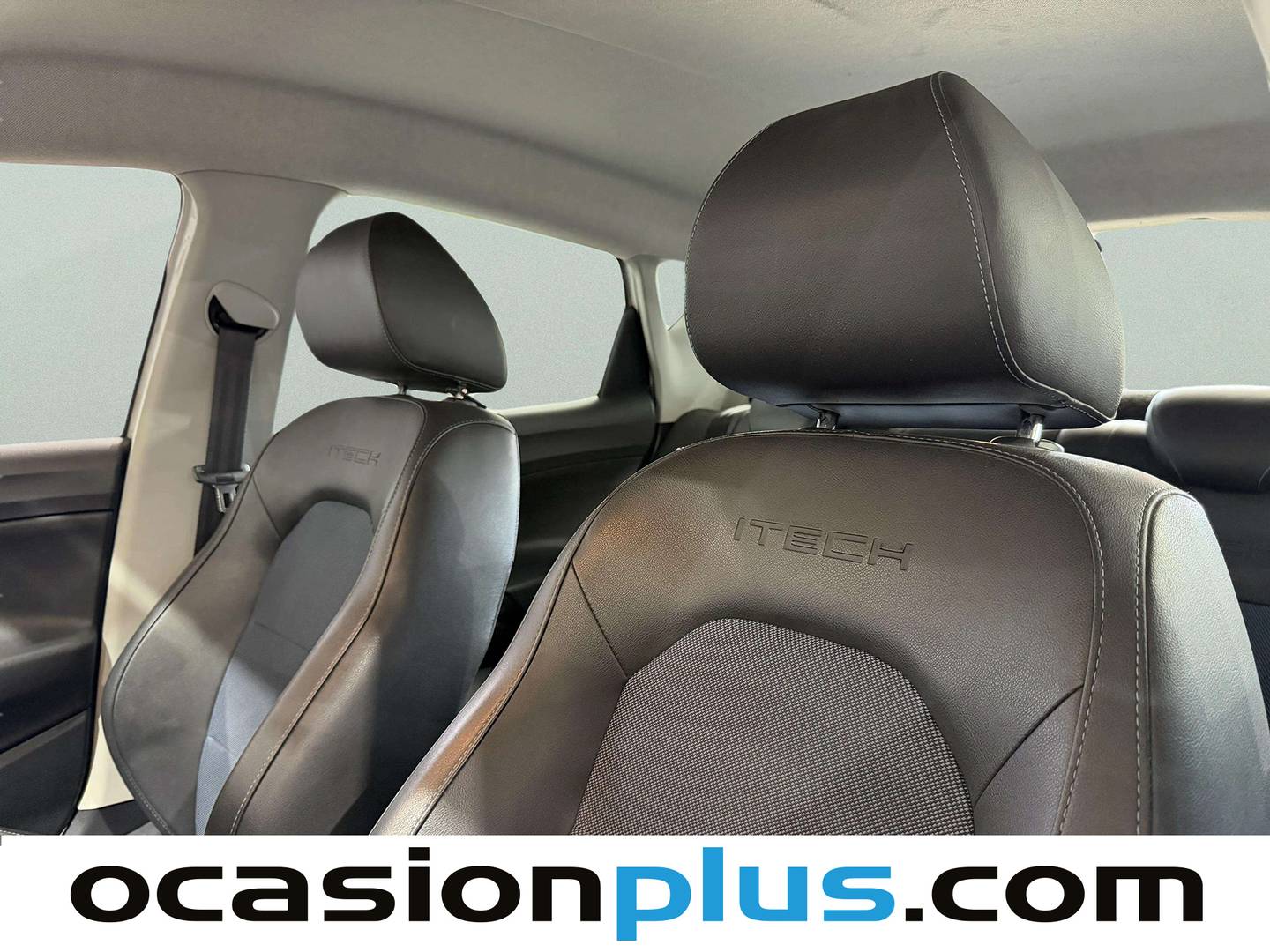 Extras y acabados del Seat Ibiza Seat Ibiza 1.6 TDI CR Style ITech 30 Aniversario (90 CV)