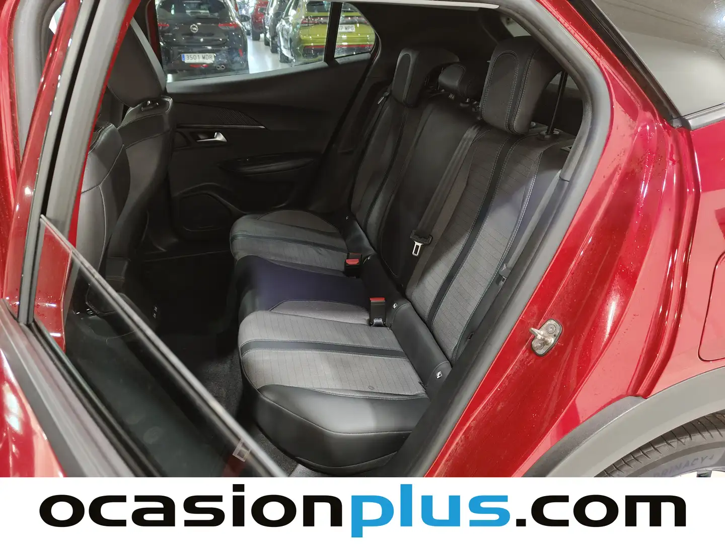 Foto Peugeot 2008 Peugeot 2008 PureTech 130 S&S Allure Pack (130 CV)