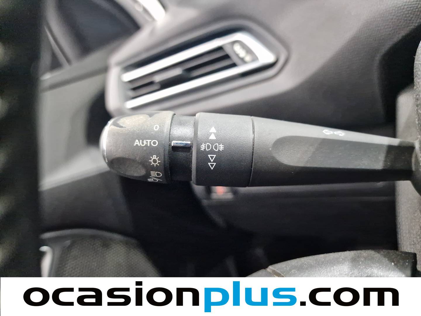Peugeot 308 Peugeot 308 PureTech 110 S&S Style (110 CV) de segunda mano
