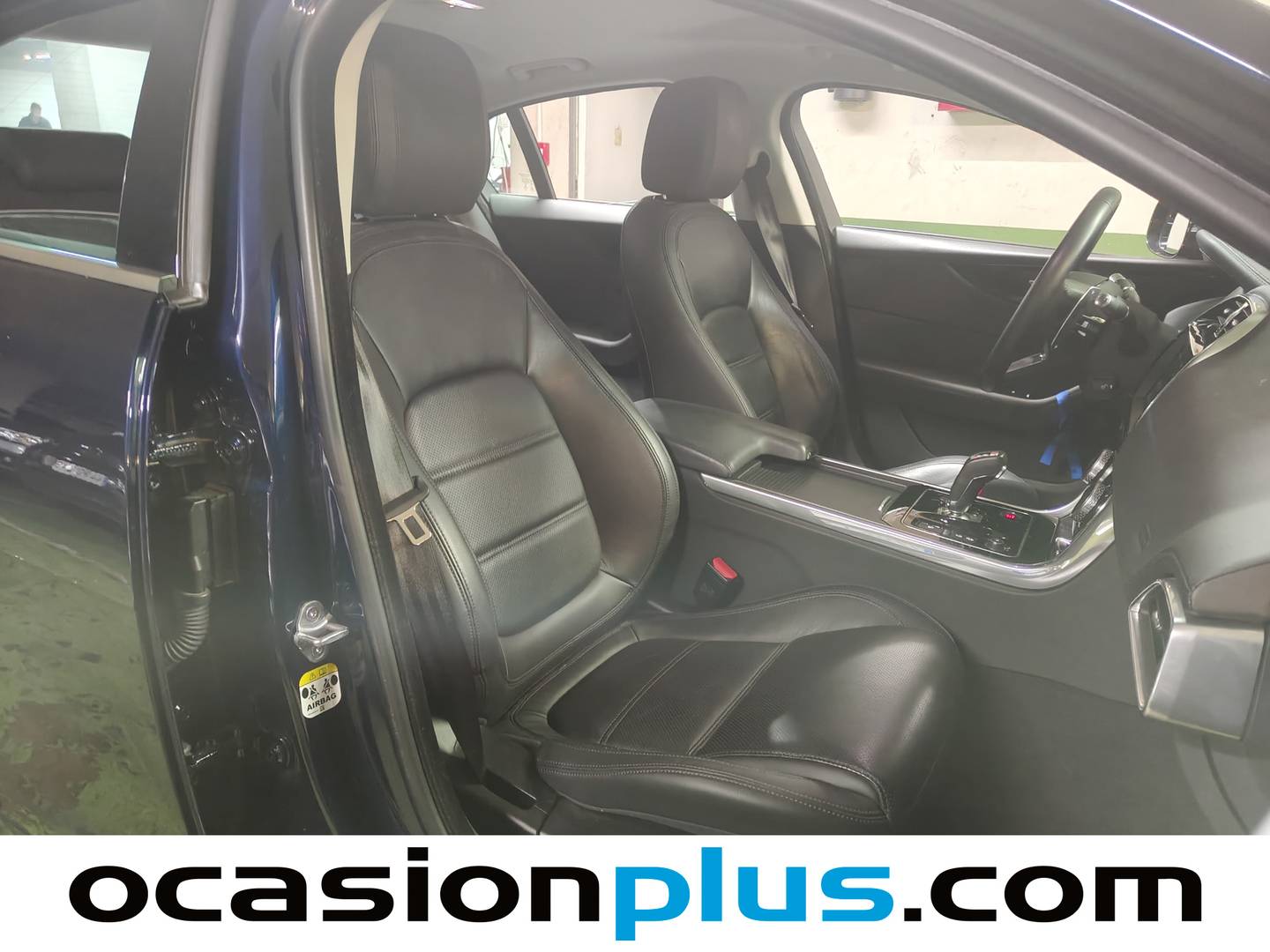 Fotos maletero Jaguar XE Jaguar XE 2.0 I4 SE RWD Auto (180 CV)