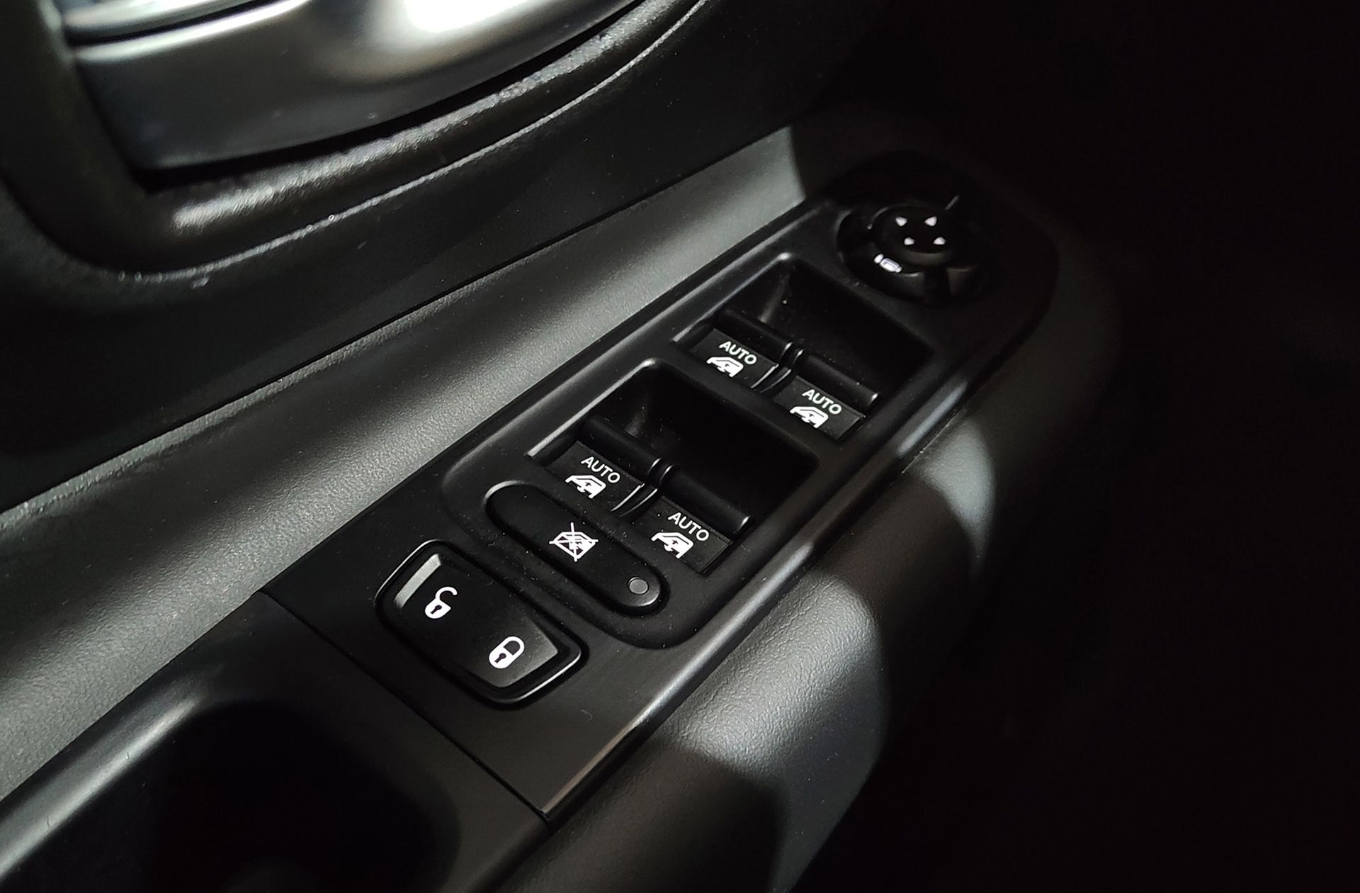 Jeep Renegade 1.0G Night Eagle II 4x2 - foto 31