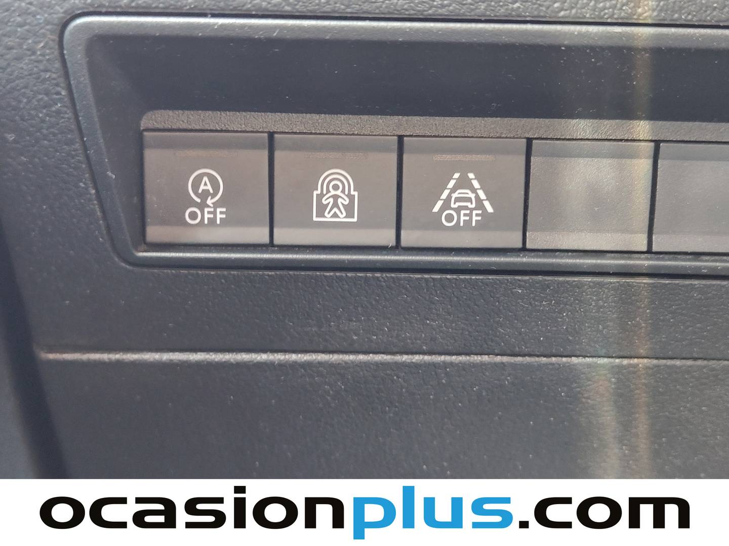 Extras y acabados del Peugeot Rifter Peugeot Rifter BlueHDi 130 S&S Allure Business Standard (130 CV)