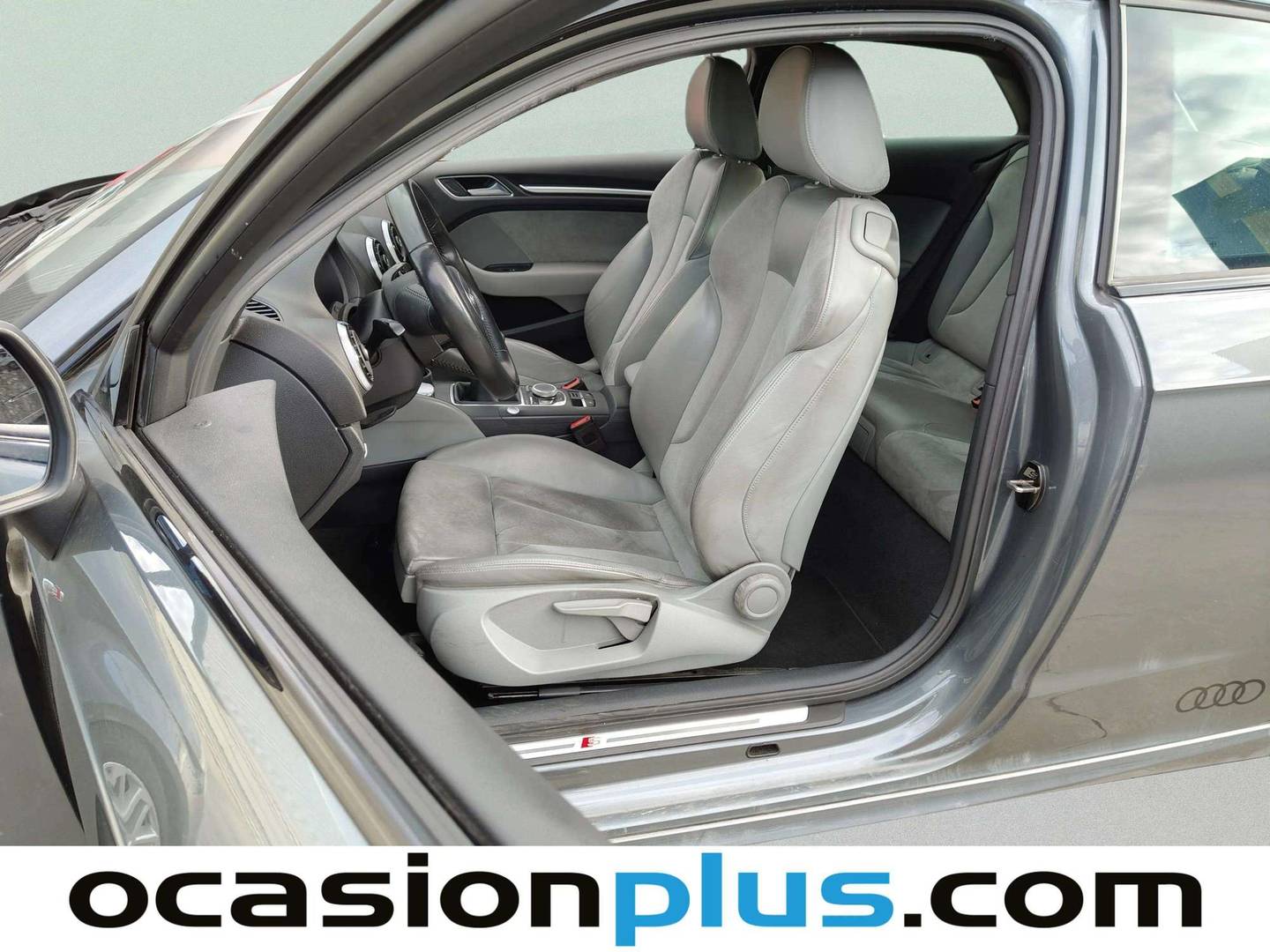 Foto asientos delanteros Audi A3 Audi A3 S line edition 1.4 TFSI CoD Ultra (150 CV)