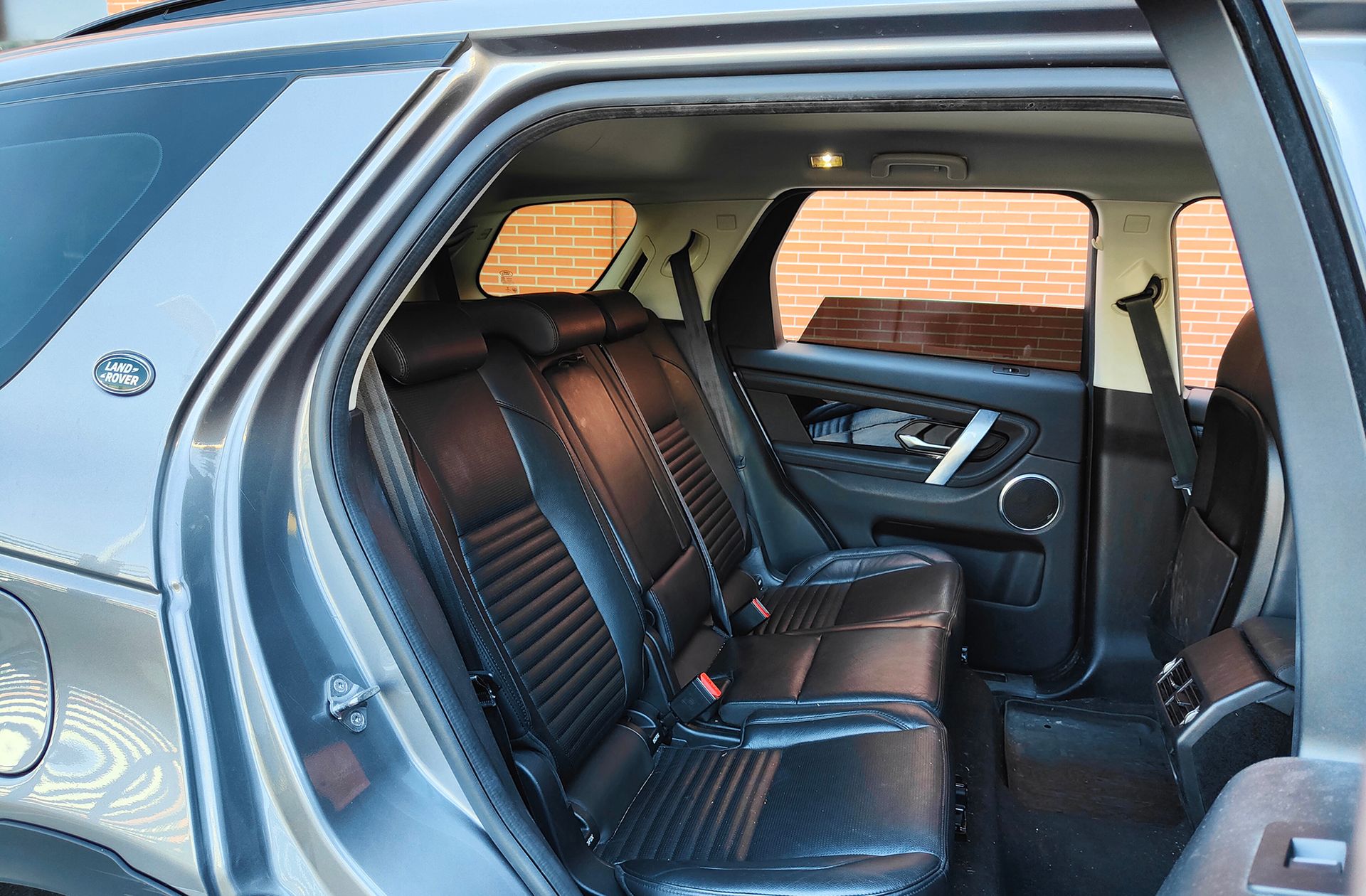 Land Rover Discovery Sport 2.0D I4 S AWD - foto 18
