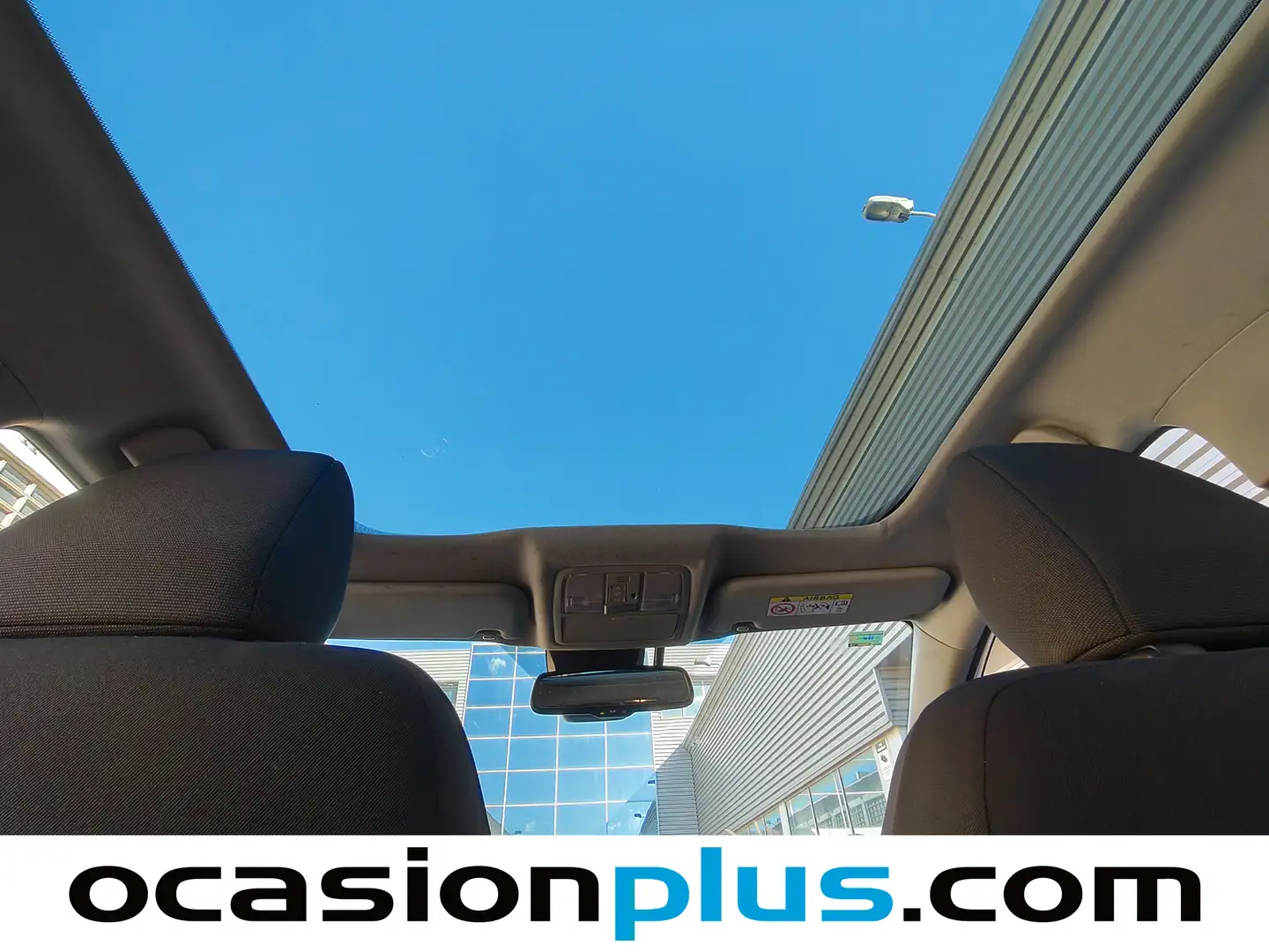 Foto Toyota Auris Toyota Auris 140H Touring Sports Active (136 CV)