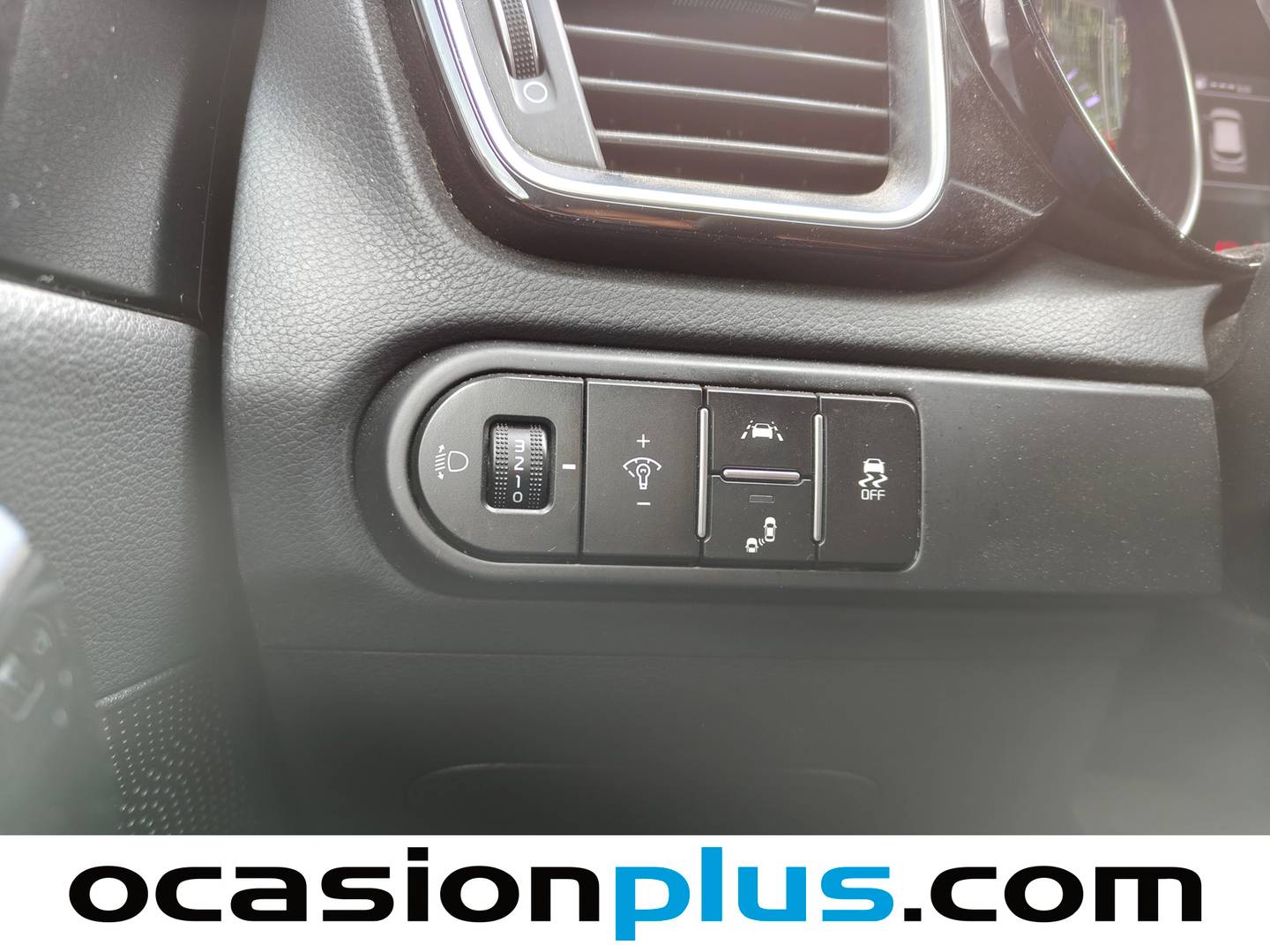 KIA Ceed KIA Ceed 1.0 T-GDi Launch Edition (140 CV) manual