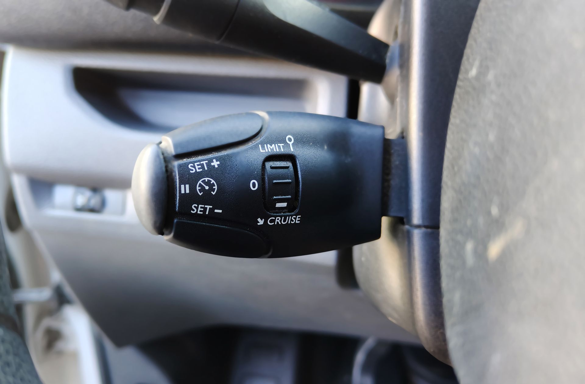 Citroën Jumpy Combi BlueHDi 115 Confort Talla M - foto 17