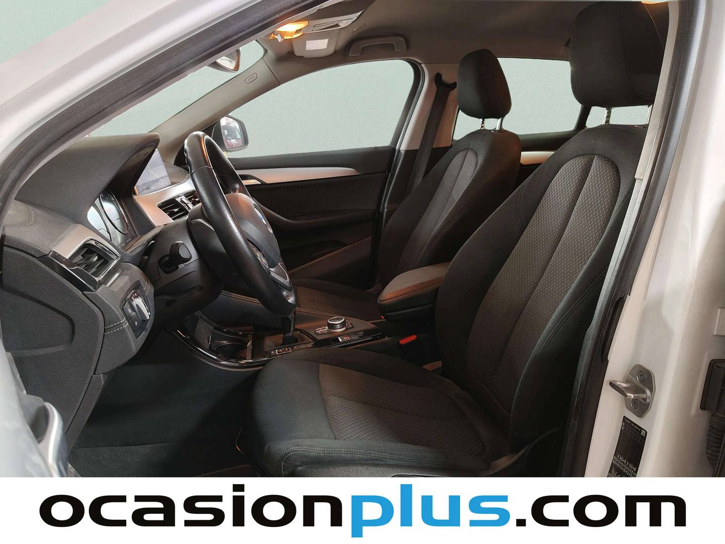 Foto asientos delanteros BMW X2 BMW X2 sDrive18i (140 CV)
