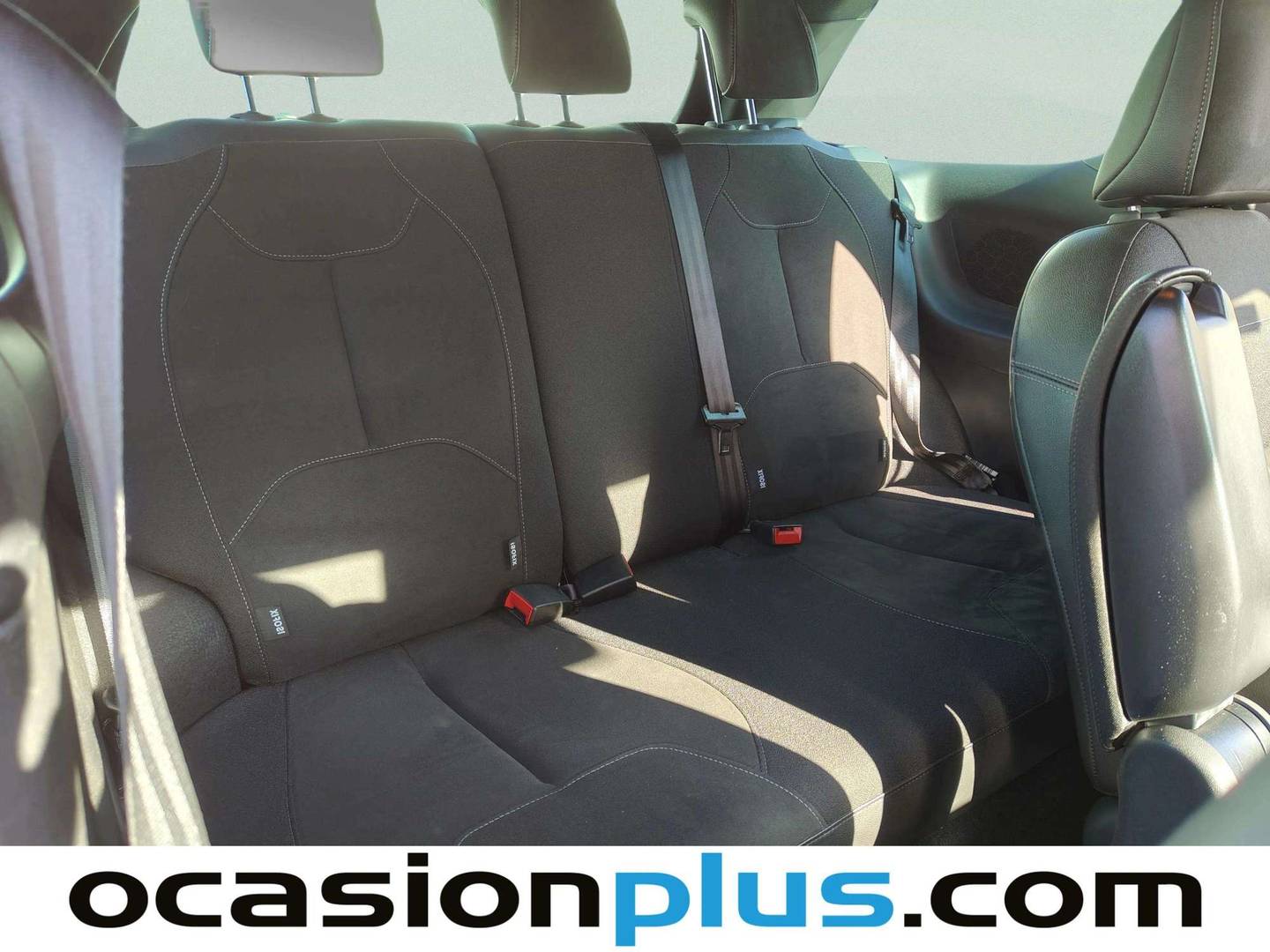 Foto DS DS 3 DS DS3 Crossback PureTech 110 Café Racer EAT6 (110 CV)