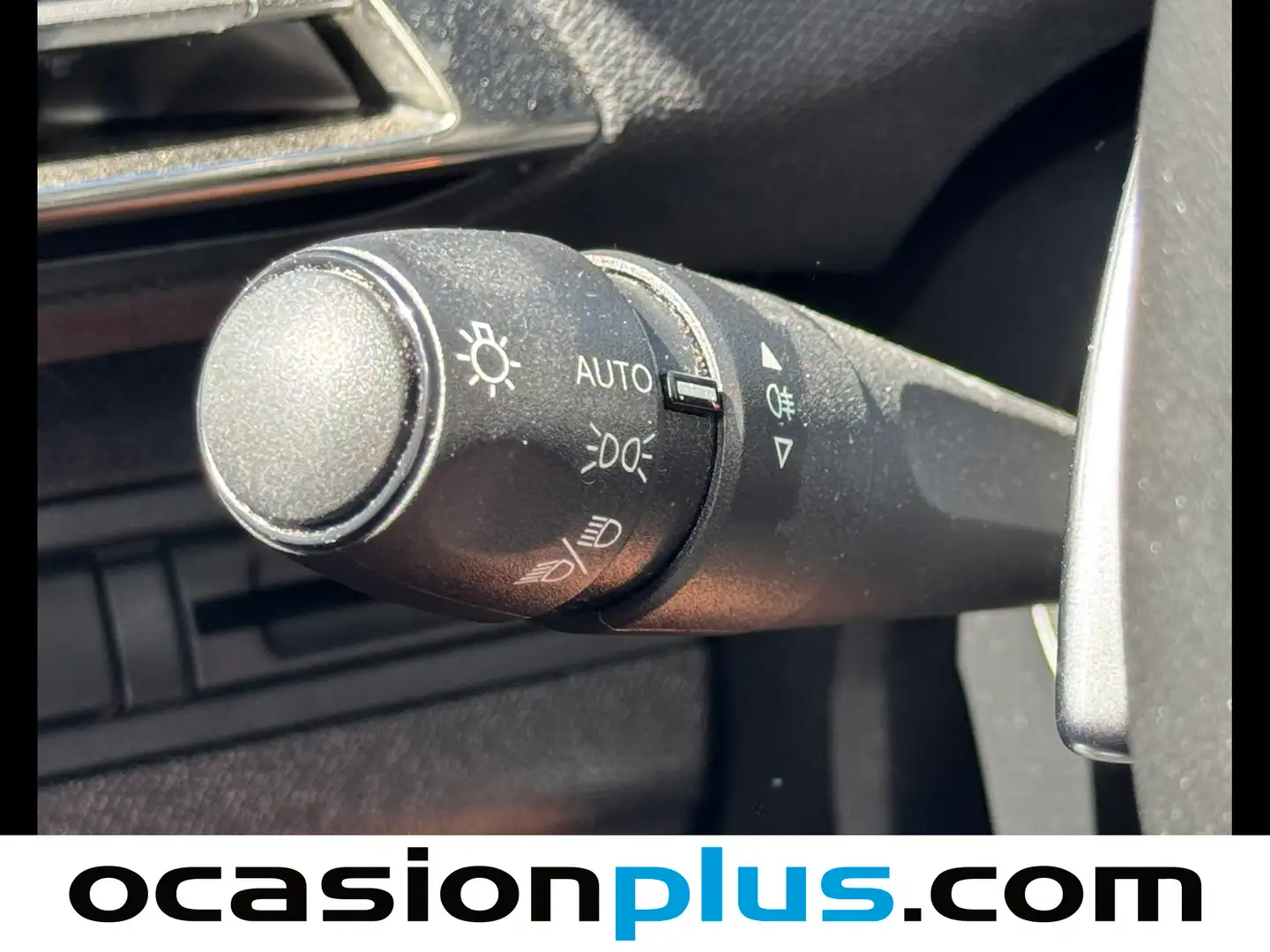 Foto Peugeot 3008 Peugeot 3008 BlueHDi 130 S&S Active Pack EAT8 (130 CV)