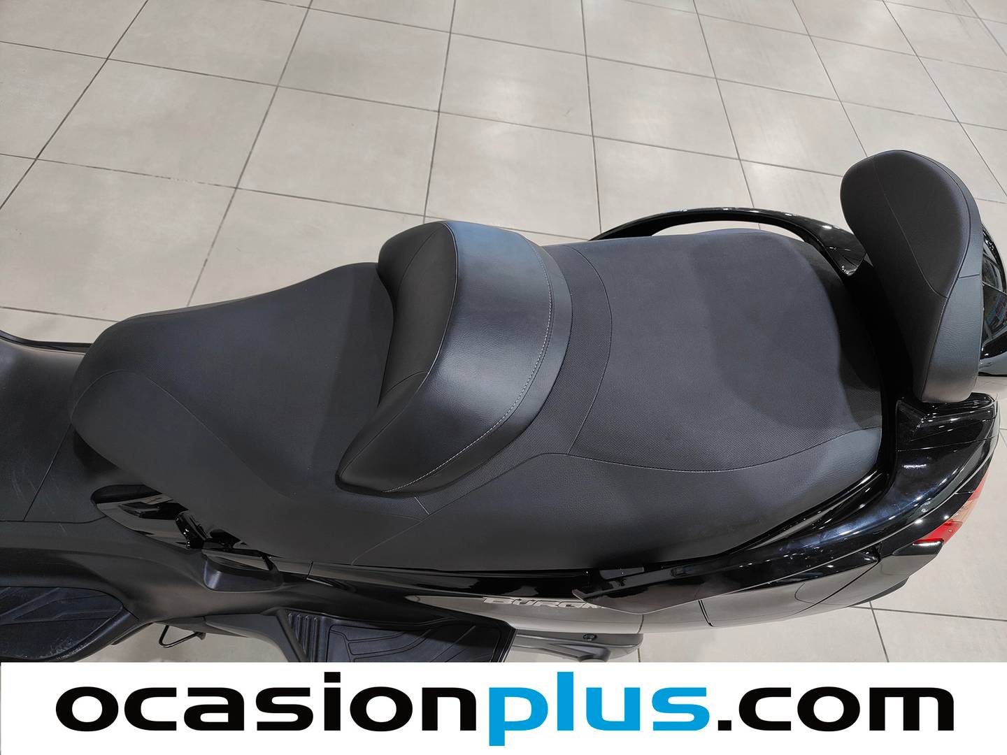 Foto asientos traseros Suzuki BURGMAN 650 Suzuki BURGMAN 650 (56 CV)